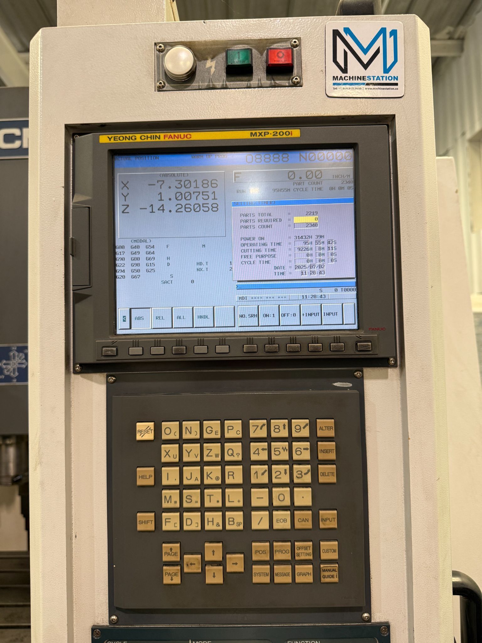YCM MV-76A CNC Vertical Machining Center - Mill 8