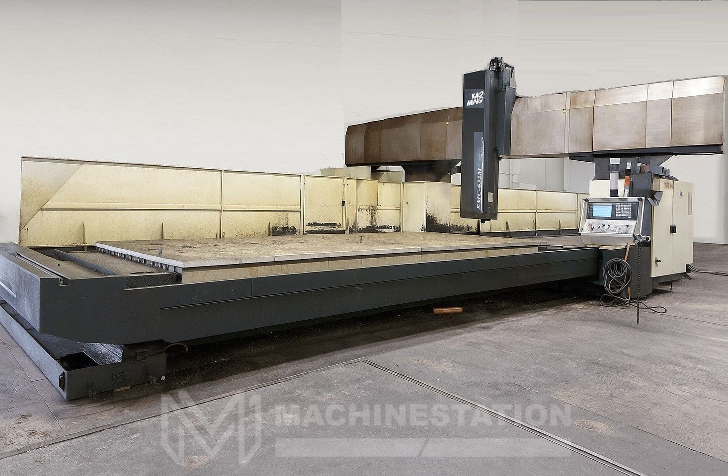Kao Ming KMC-632M CNC Bridge Mill 1