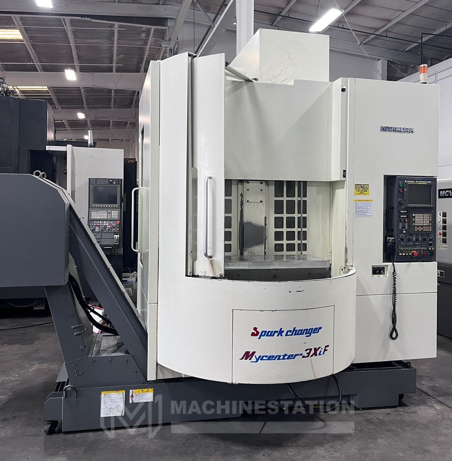 Kitamura MyCenter 3XiF Spark Changer CNC Vertical Mill 0