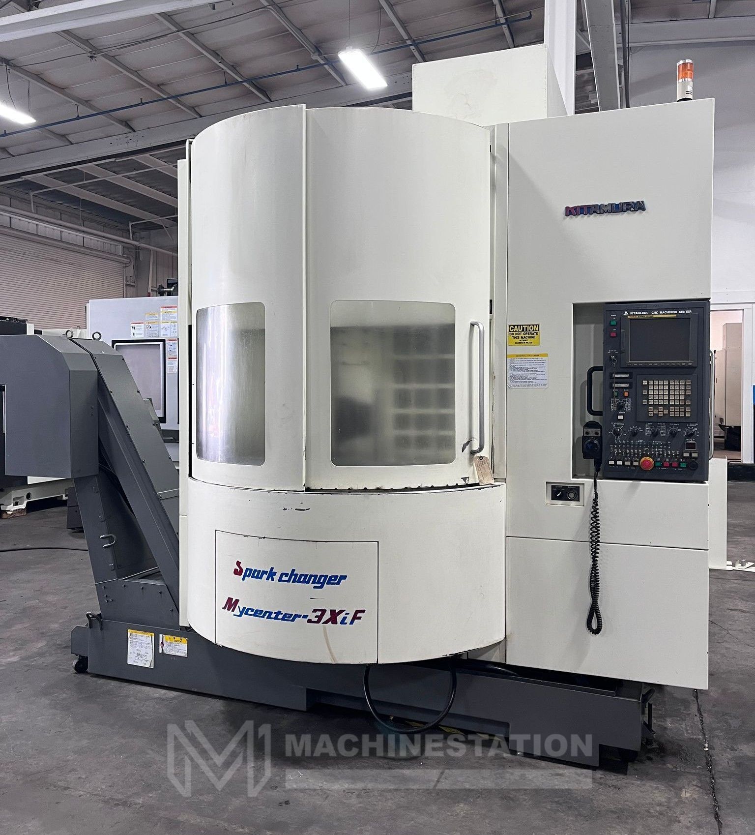 Kitamura MyCenter 3XiF Spark Changer CNC Vertical Mill 1