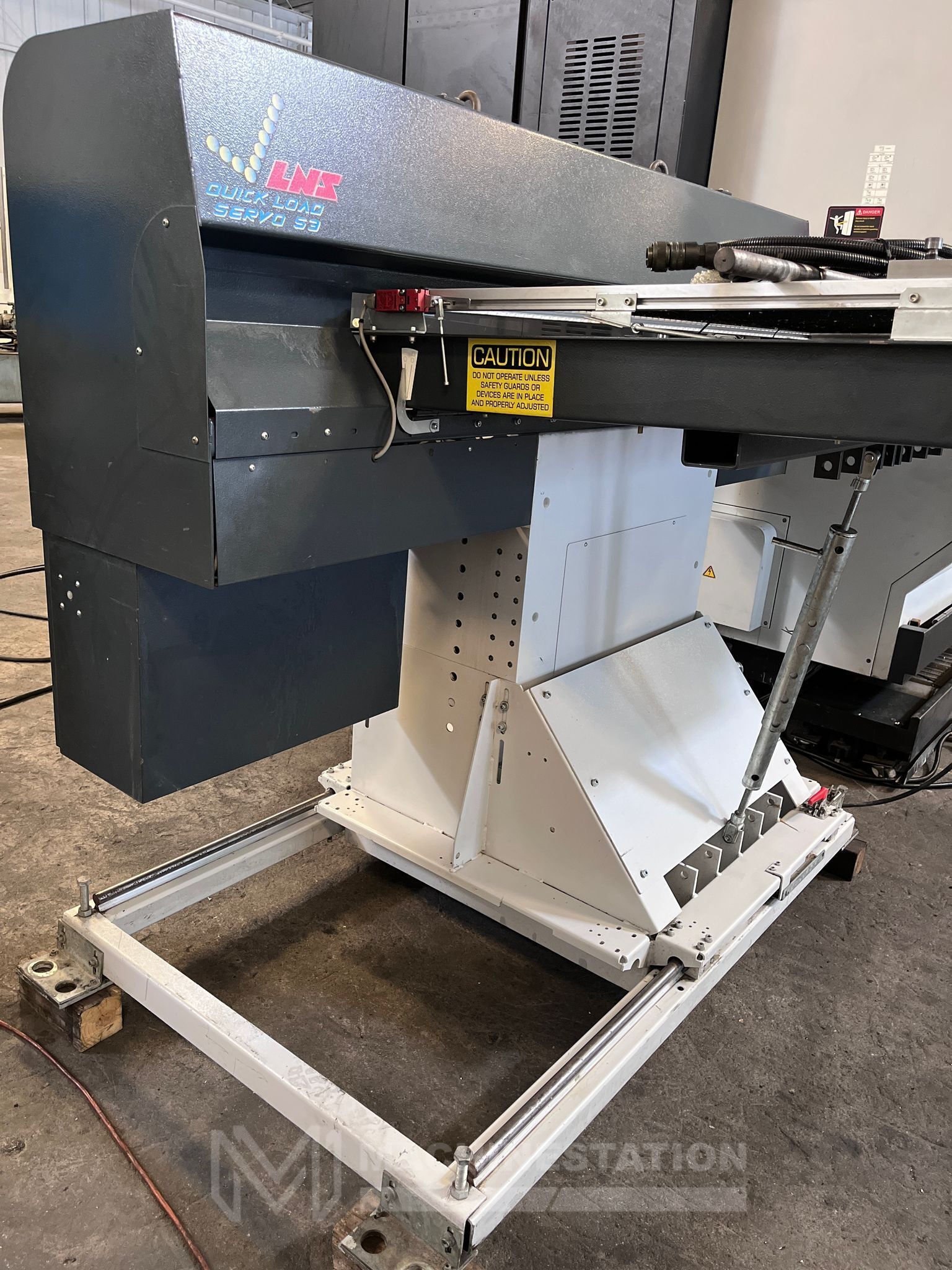 LNS Quick Load Servo S3 Automatic Bar Feeder 2
