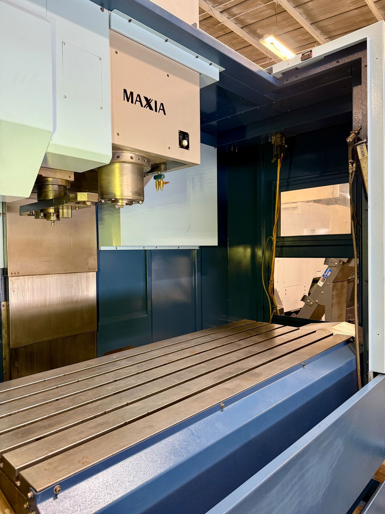 Matsuura VX-1500 CNC Vertical Machining Center - 4th Axis 50 Taper 15000 RPM Mill 9