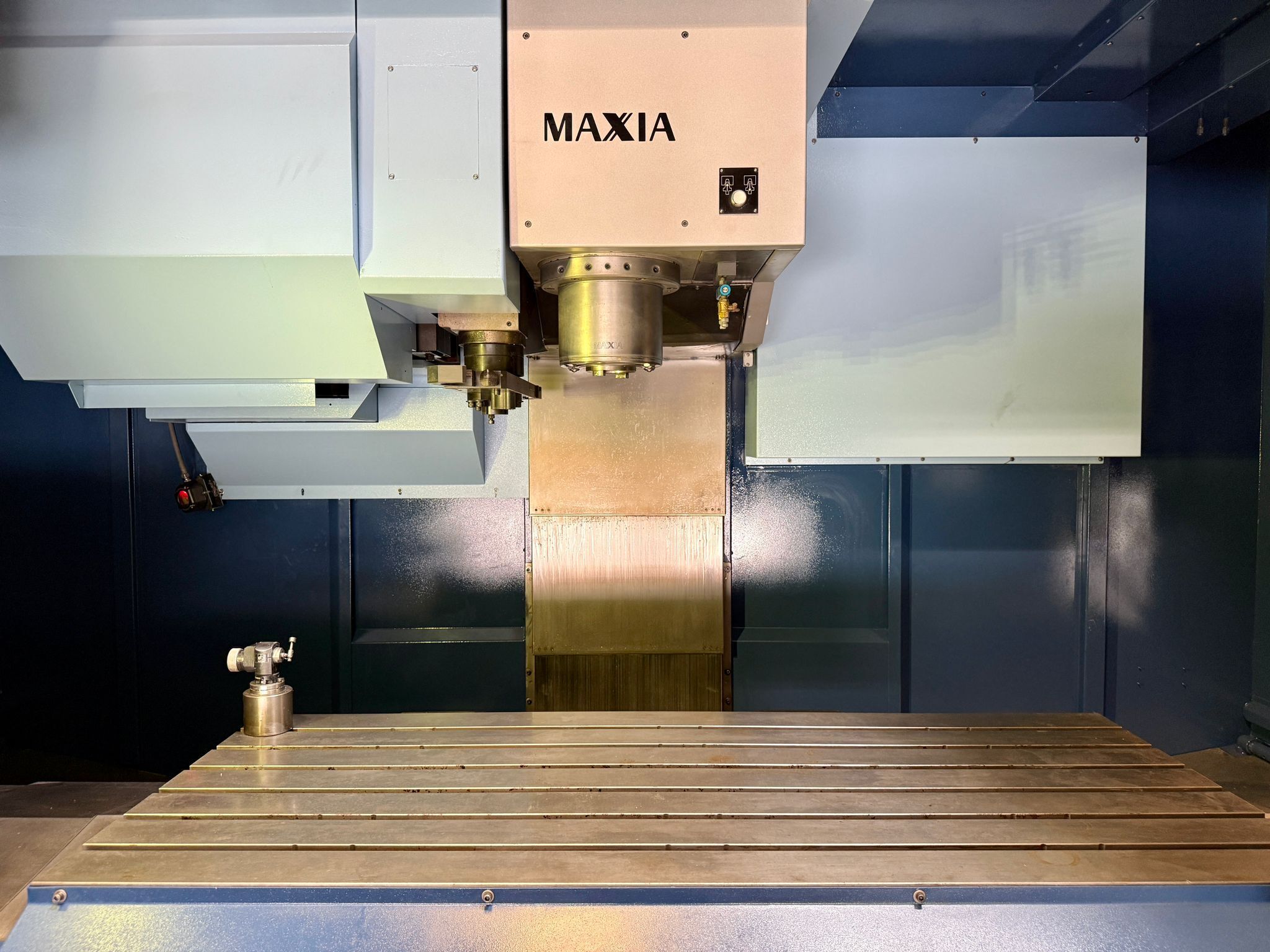 Matsuura VX-1500 CNC Vertical Machining Center - 4th Axis 50 Taper 15000 RPM Mill 8