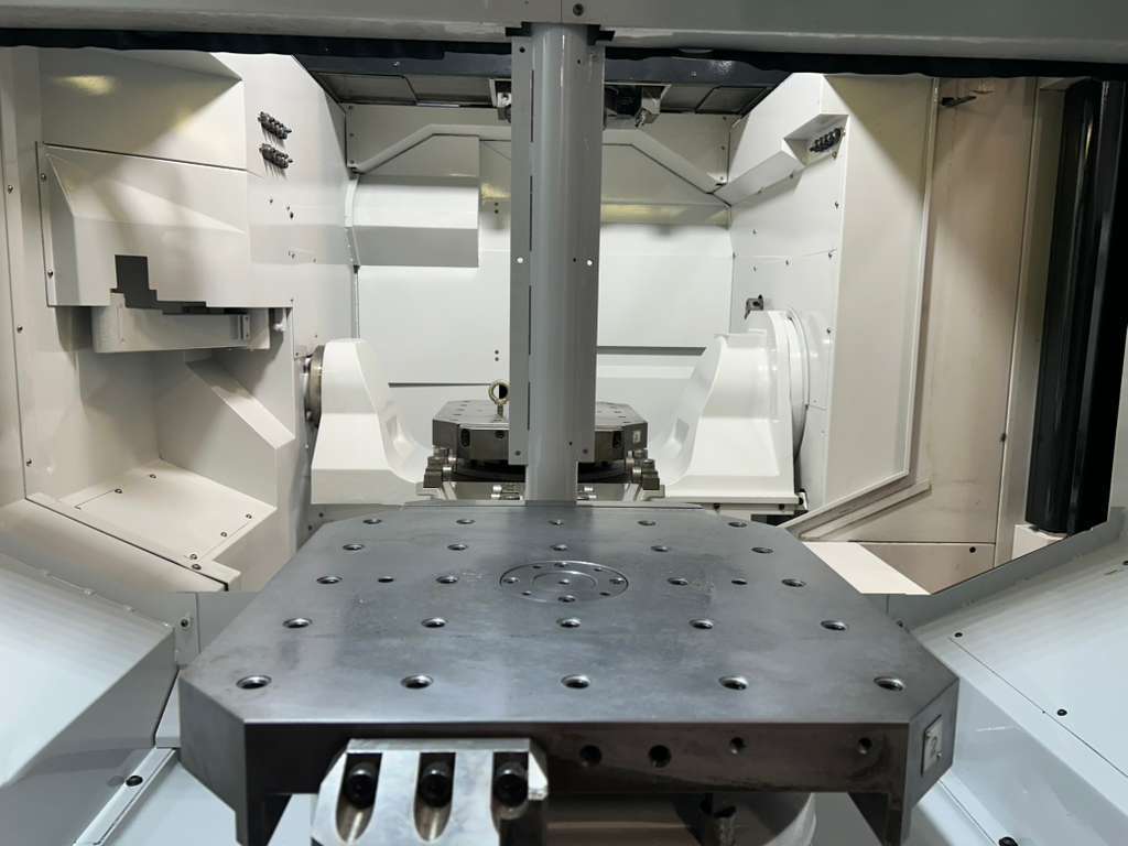 Mazak Variaxis 630-5X 5 Axis CNC Vertical Machining Center - Automatic Pallet Changer Mill 13