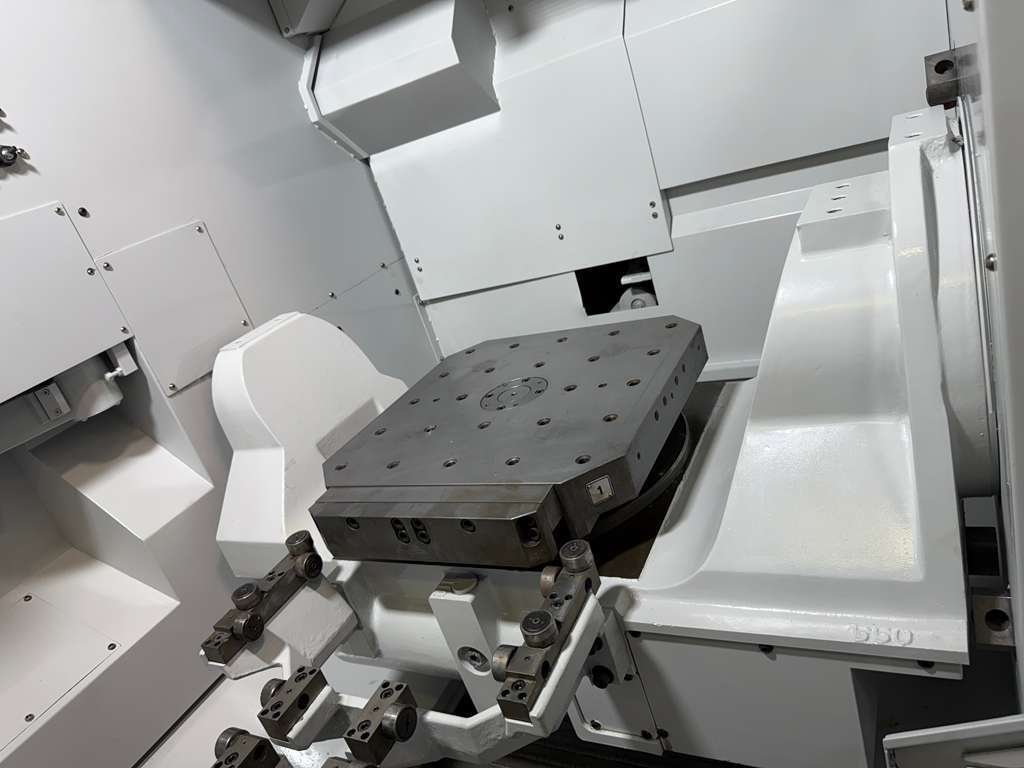 Mazak Variaxis 630-5X 5 Axis CNC Vertical Machining Center - Automatic Pallet Changer Mill 9