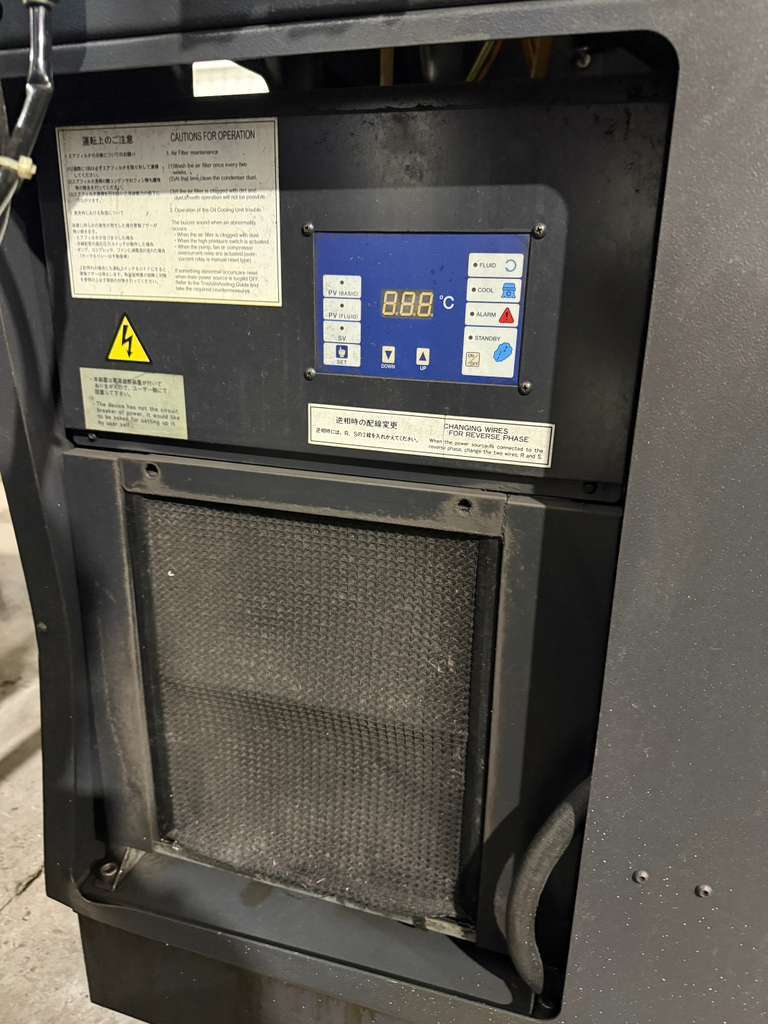 Mazak VCN 410A CNC Vertical Machining Center - Mill 23