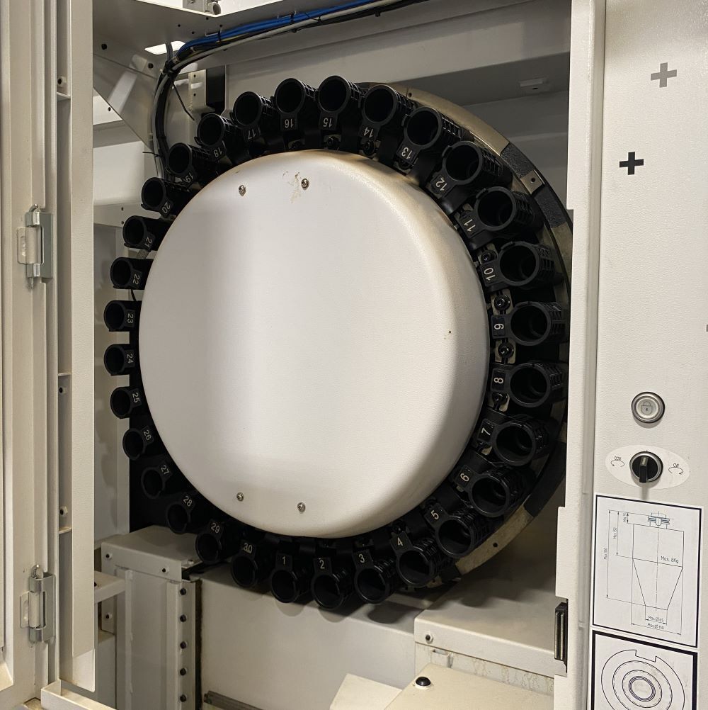 Mikron MILL E 500U 5 Axis CNC Vertical Machining Center 12