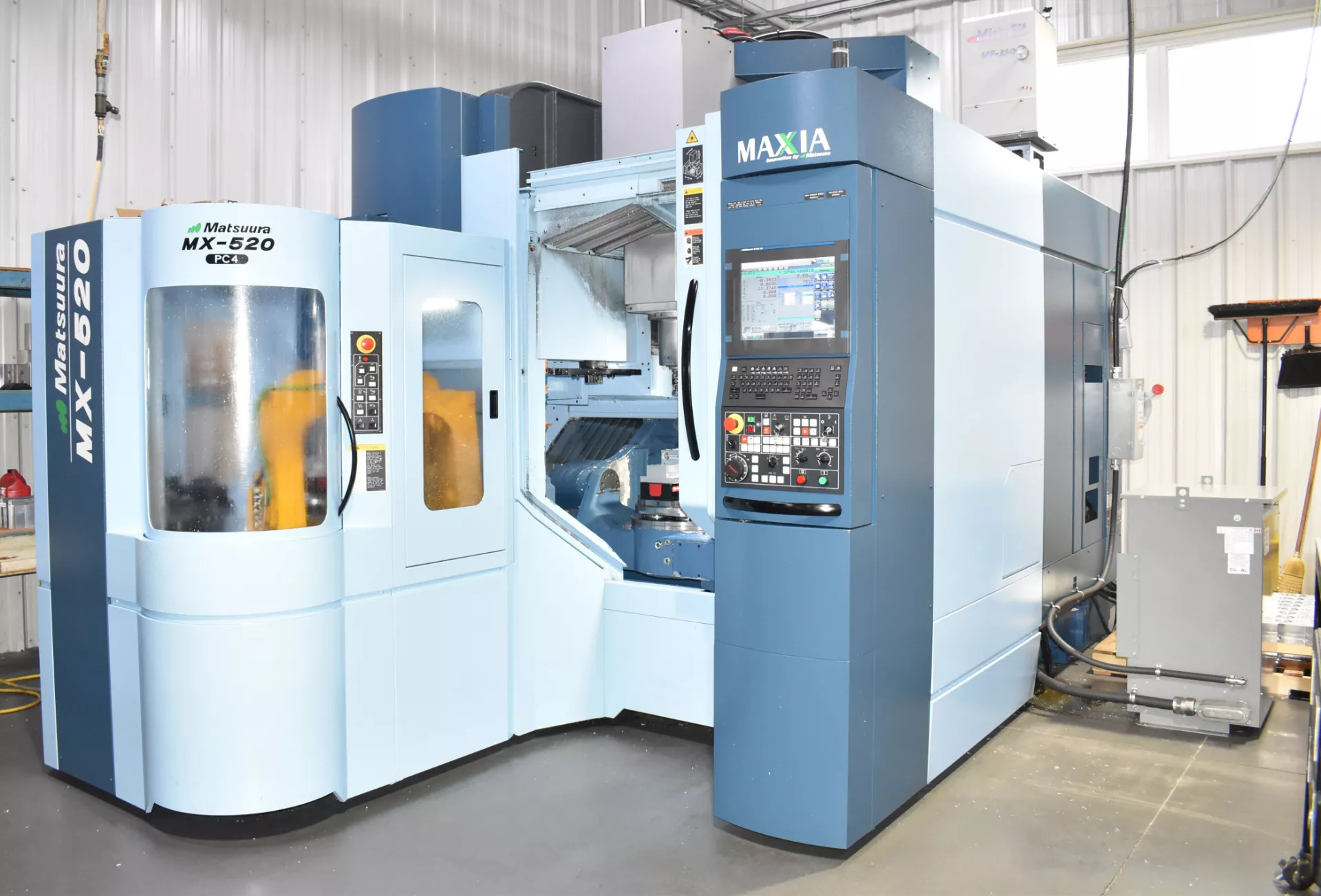 Matsuura MX 520 2