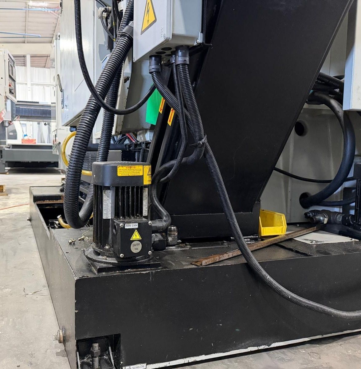 Quaser MV184C/12C CNC Vertical Machining Center - TSC, 12,000 RPM Mill 10