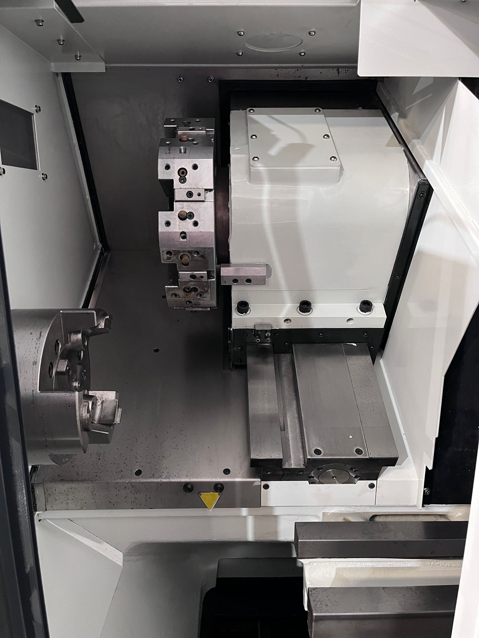 Takisawa TCN-2100 L3 CNC Turning Center - 2016 Lathe 8