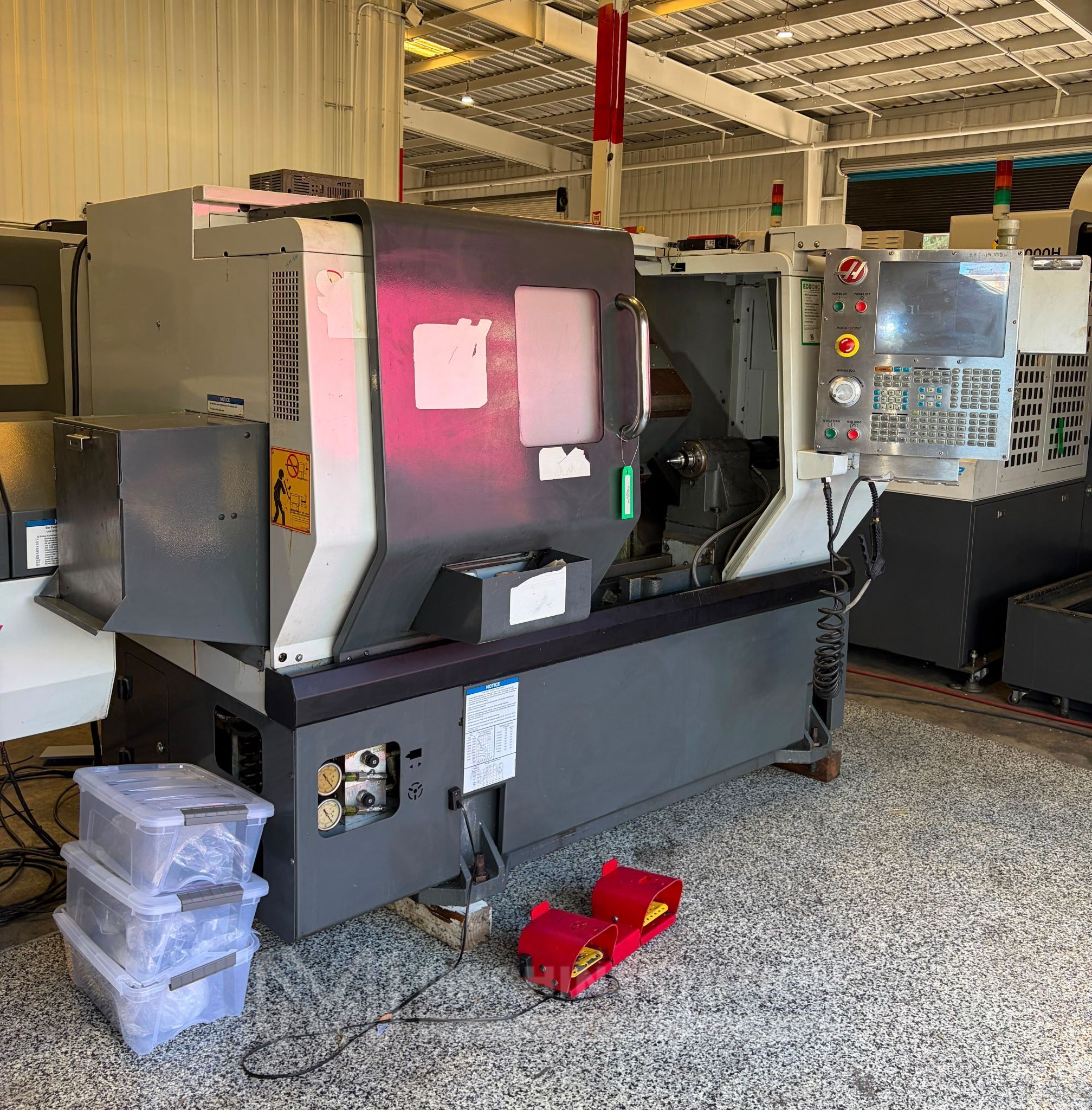Haas ST 10 CNC Turning Center Lathe W/ Bar Feeder 23341376