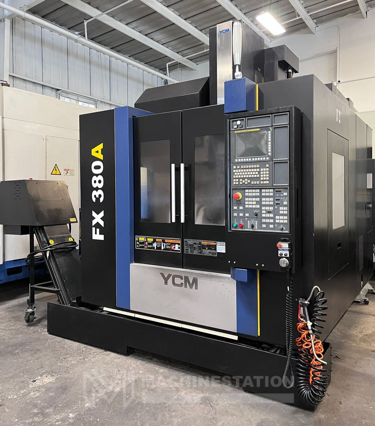 YCM FX-380A 5 Axis CNC Vertical Machining Center - Mill 3