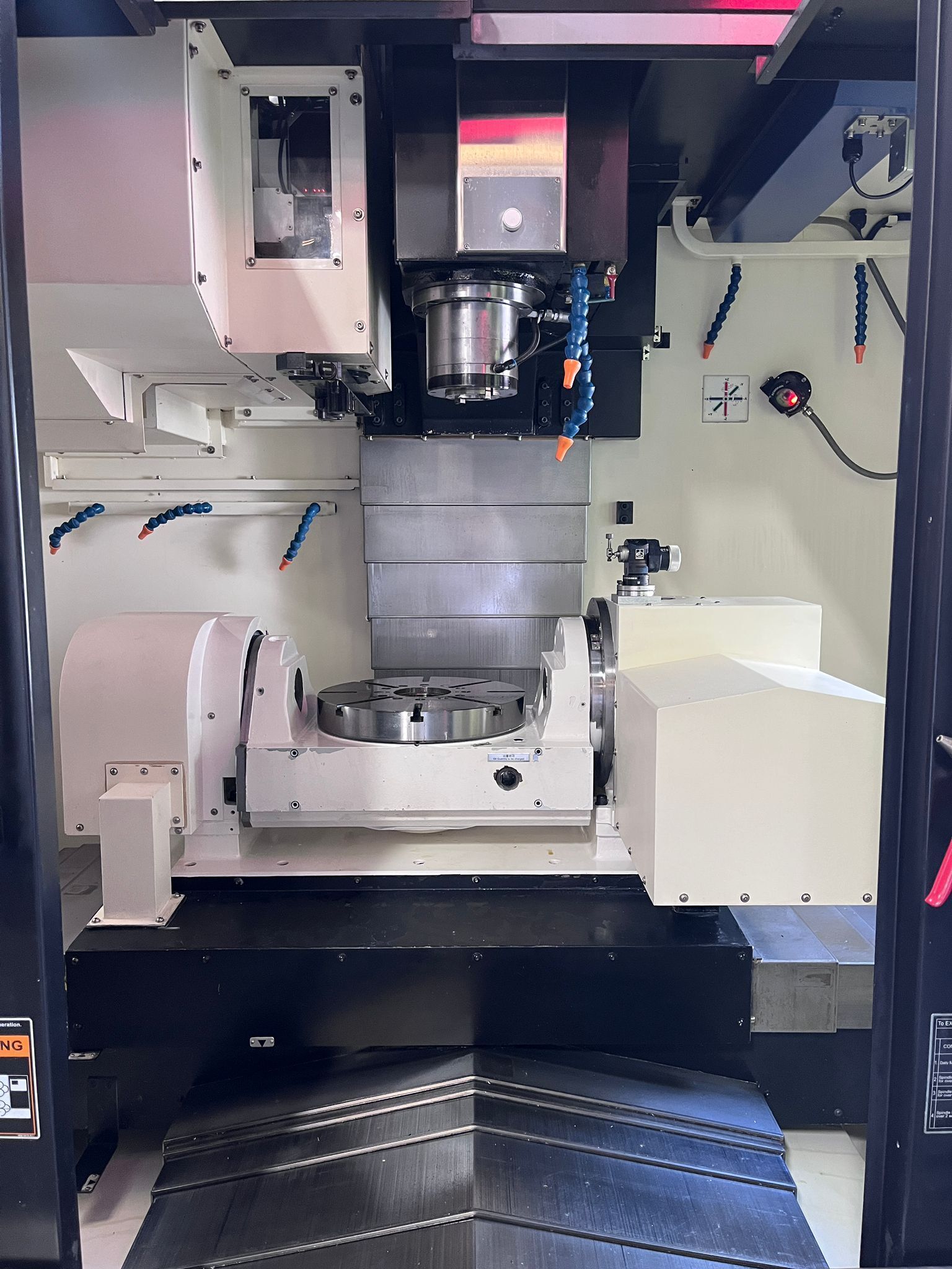 YCM FX-380A 5 Axis CNC Vertical Machining Center - Mill 6
