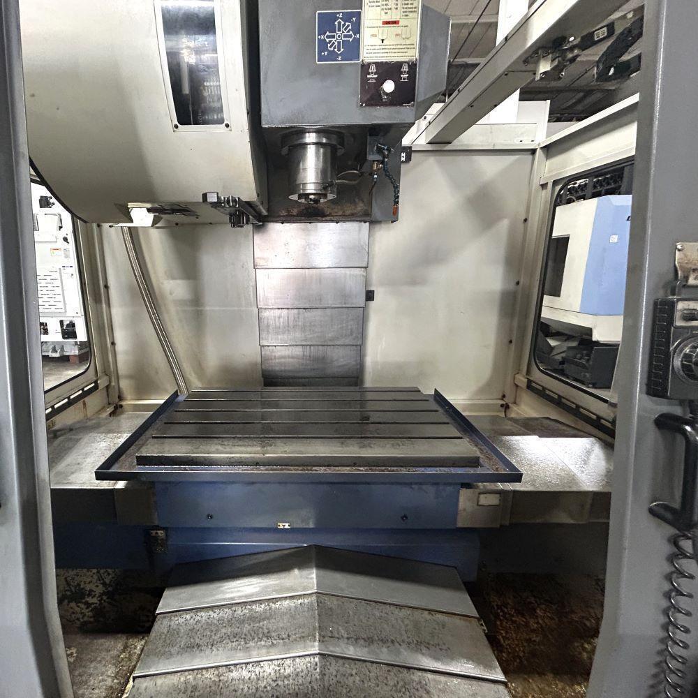 YCM MV-76A CNC Vertical Machining Center - Mill 9