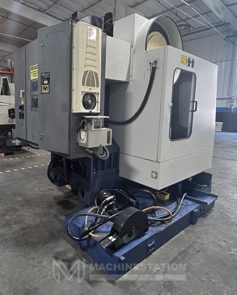 YCM MV-76A CNC Vertical Machining Center - Mill 13