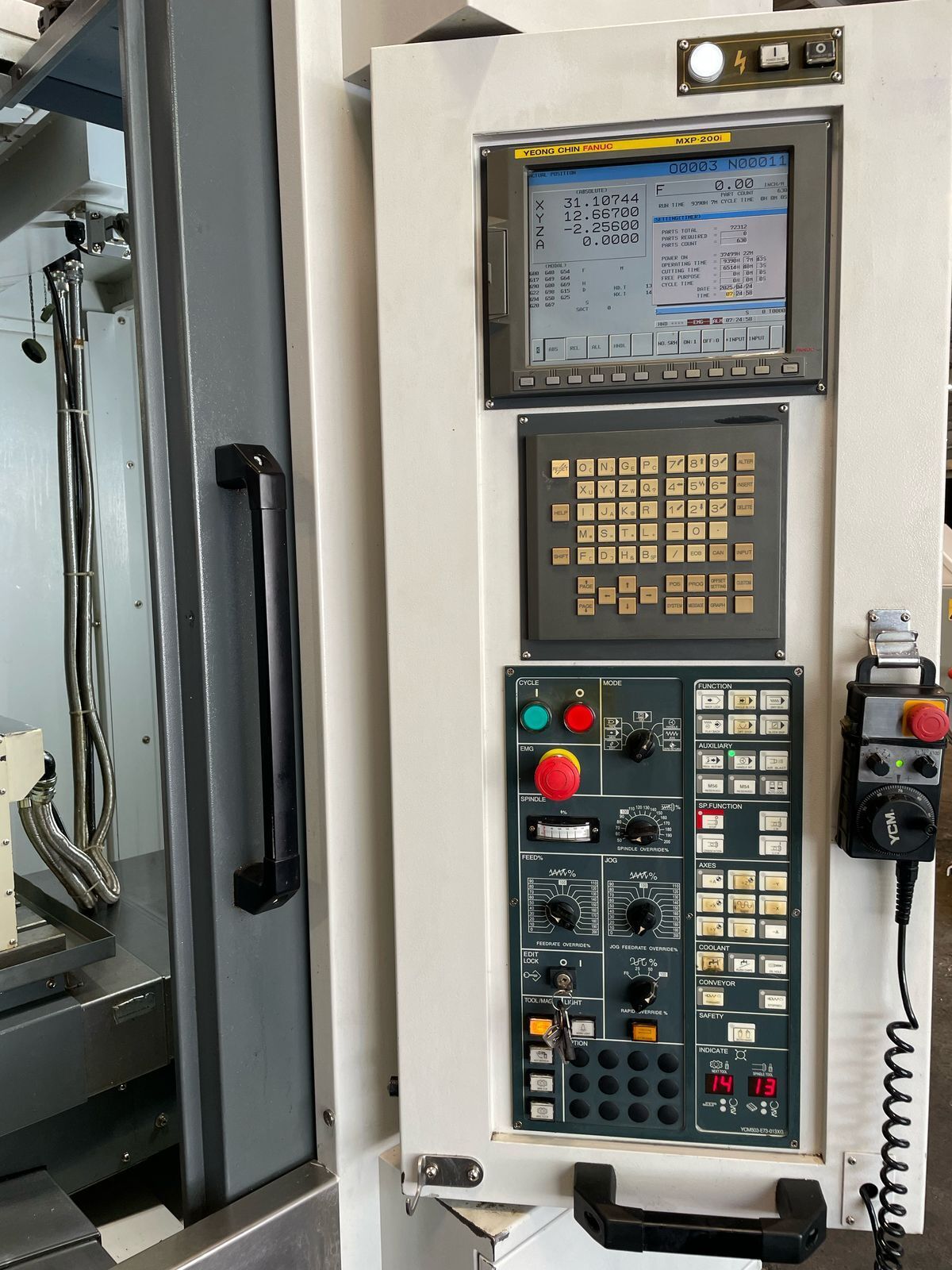 YCM XV1020A CNC Vertical Machining Center - 4th Axis Mill 5