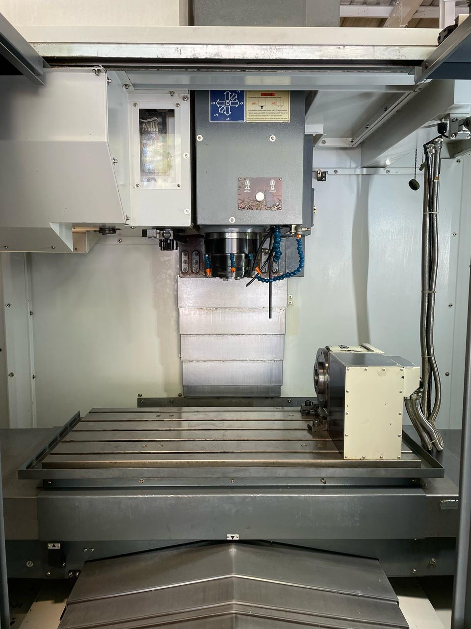 YCM XV1020A CNC Vertical Machining Center - 4th Axis Mill 7