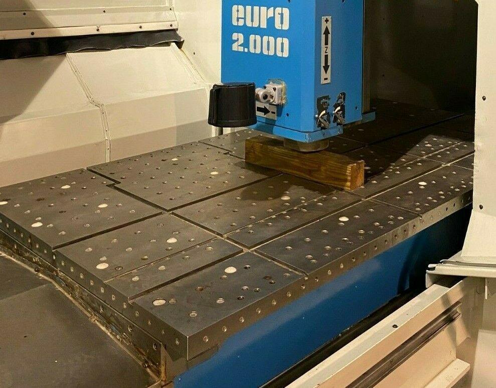 Nicolas Correa Euro-2000 CNC Vertical Bridge Mill 7