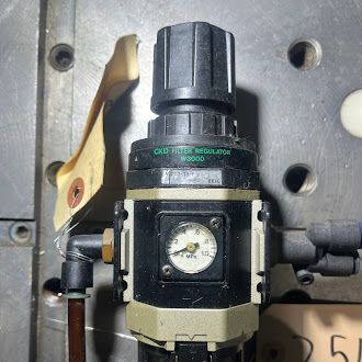 CKD W3000-10-F Filter Regulator 1