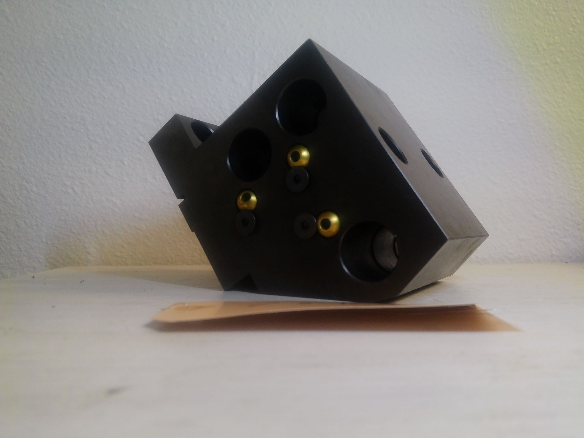 HAAS 1