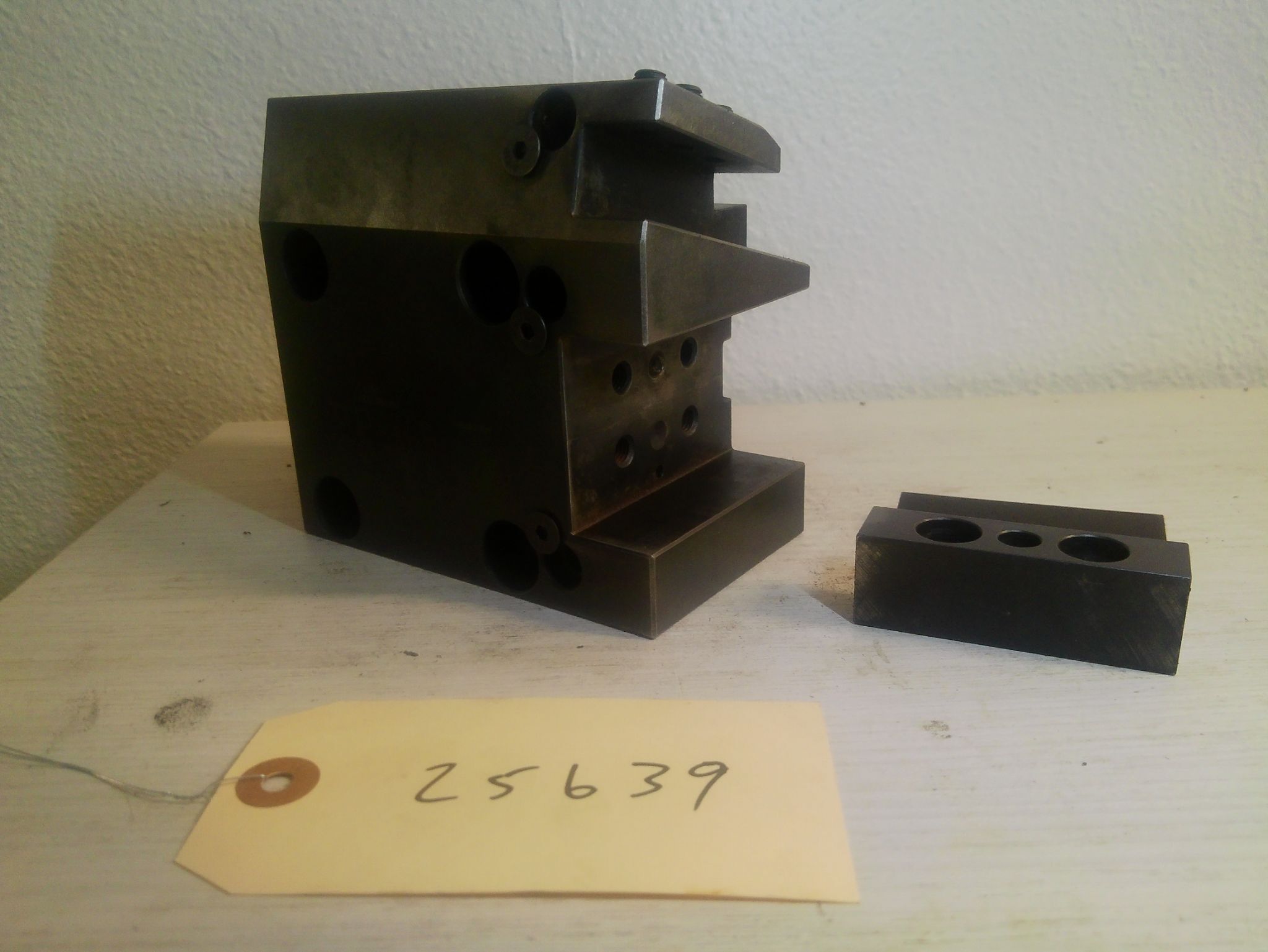 HAAS 10