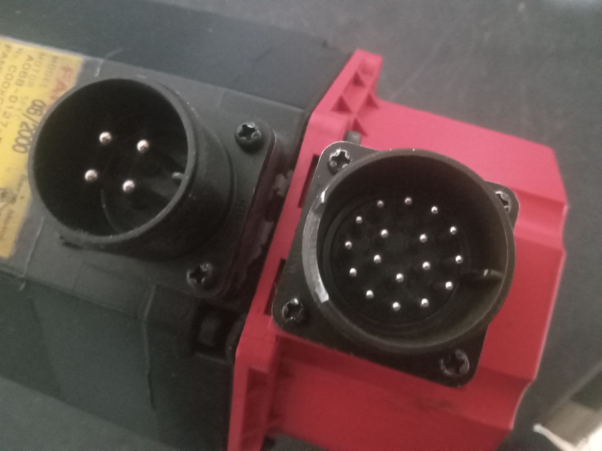 FANUC A06B-0127-B175 AC Servo Motor 2
