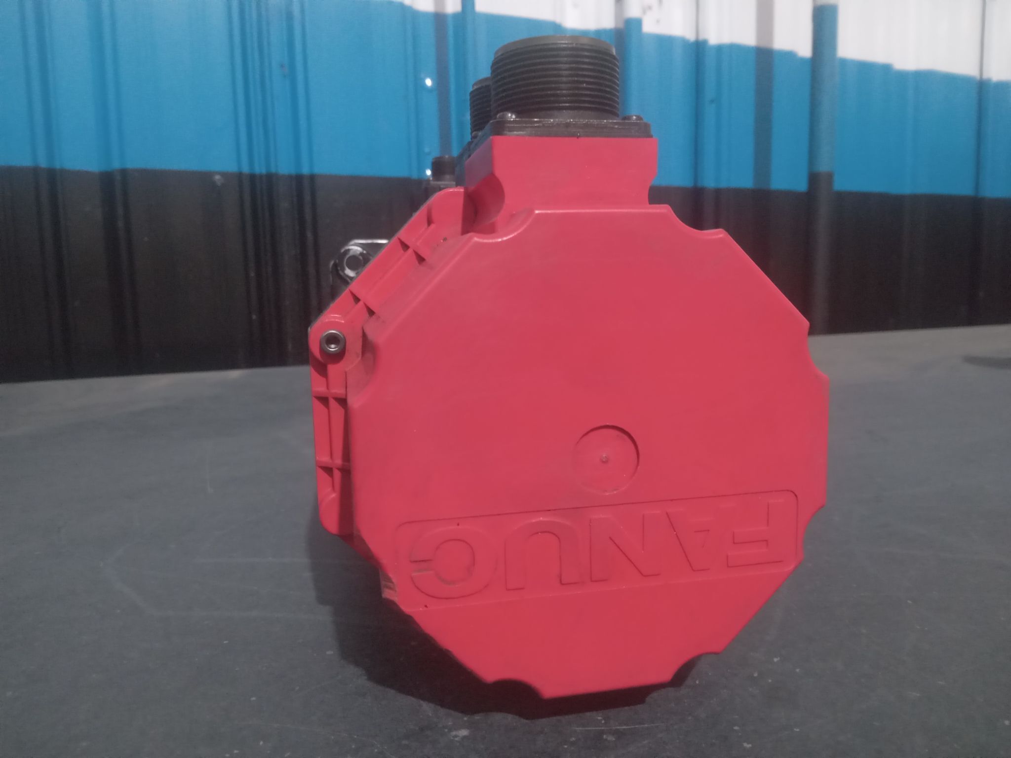 FANUC A06B-0127-B175 AC Servo Motor 7