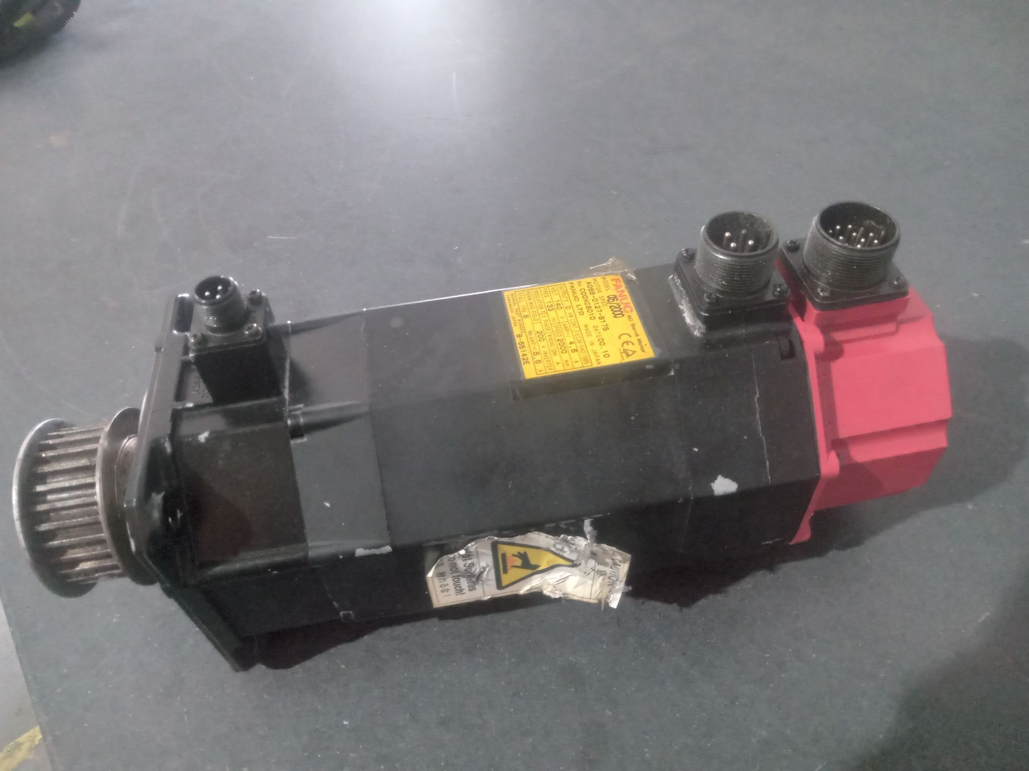 FANUC A06B-0127-B175 AC SERVO Motor 0