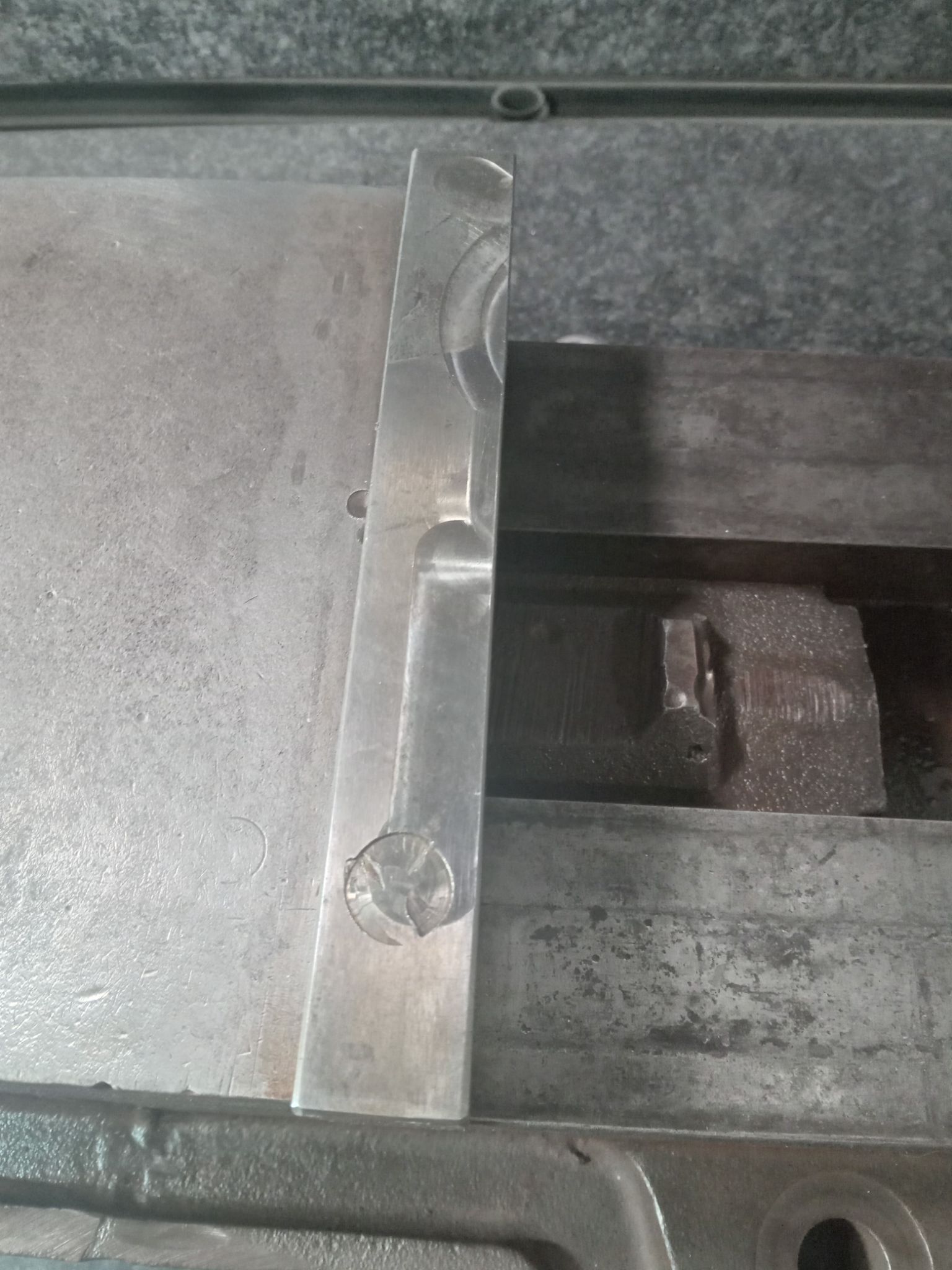 Kurt D60 Vise with Vise Handle 6" Milling Vise 6