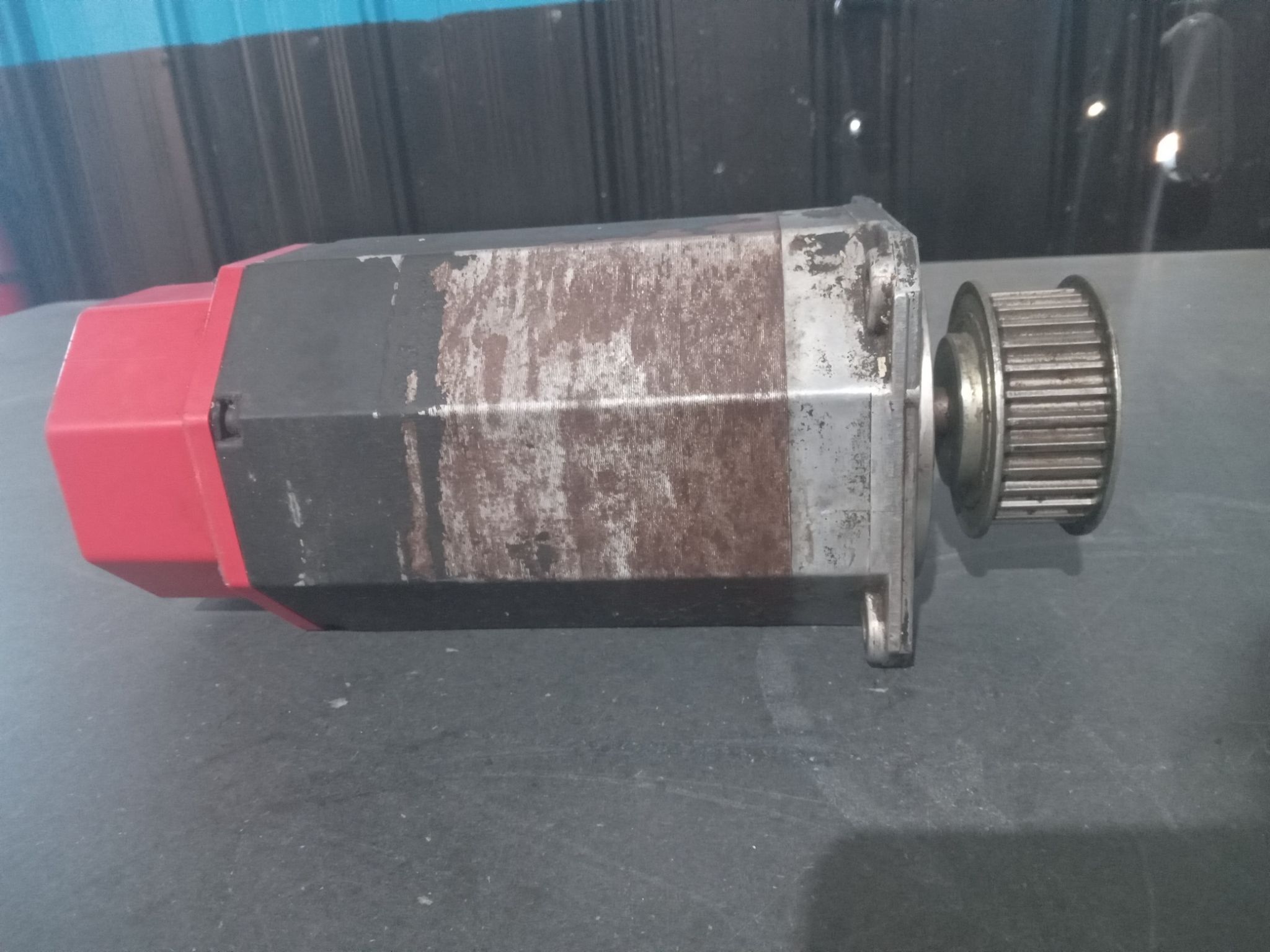 FANUC A06B-0127-B077 AC Servo Motor 4