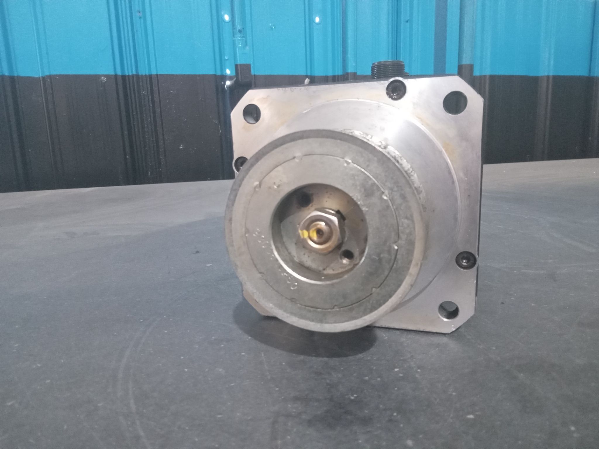 FANUC A06B-0127-B077 AC Servo Motor 2