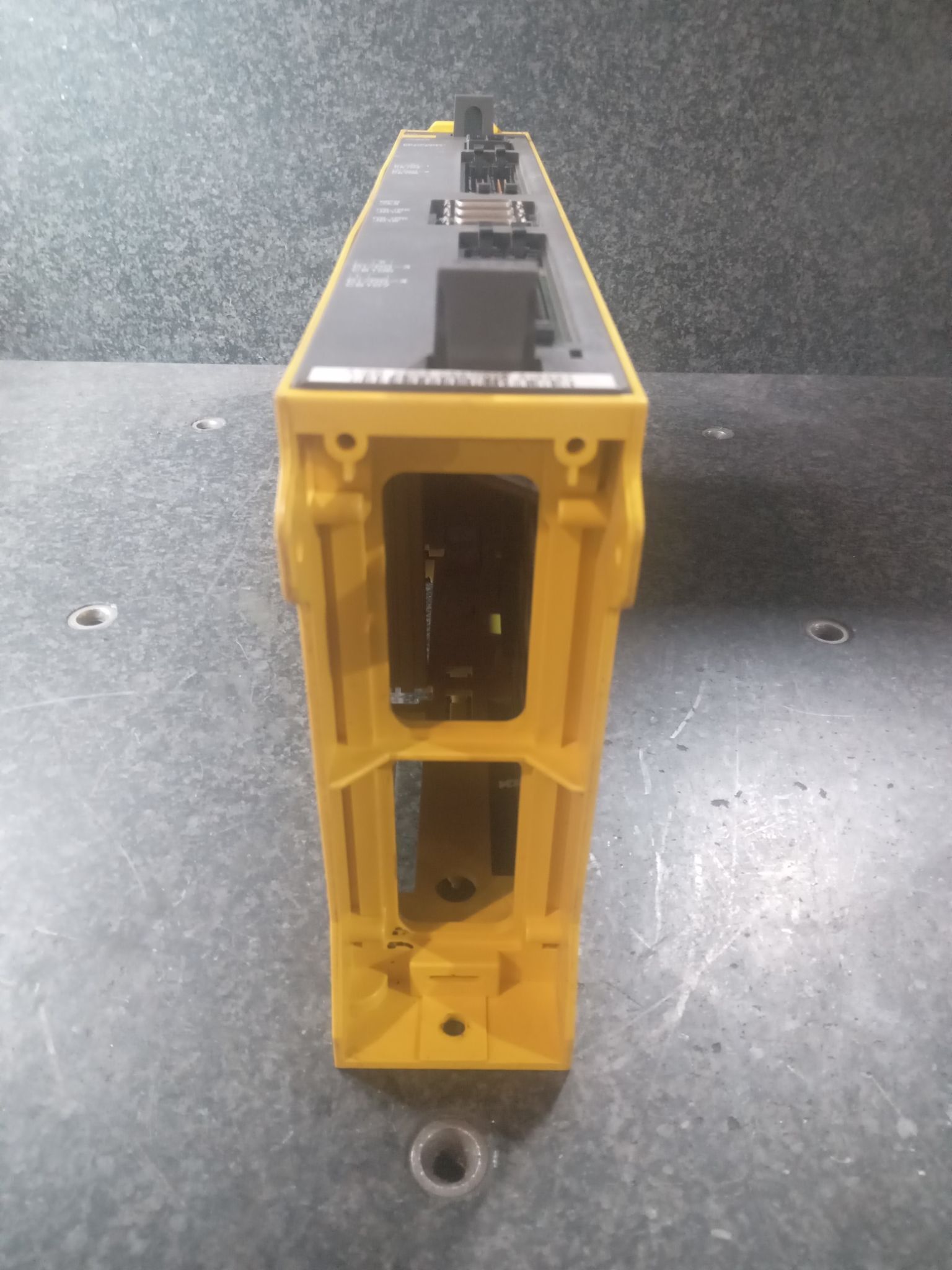 FANUC A02B-0309-C001 I/O Unit for 0i Drive 3
