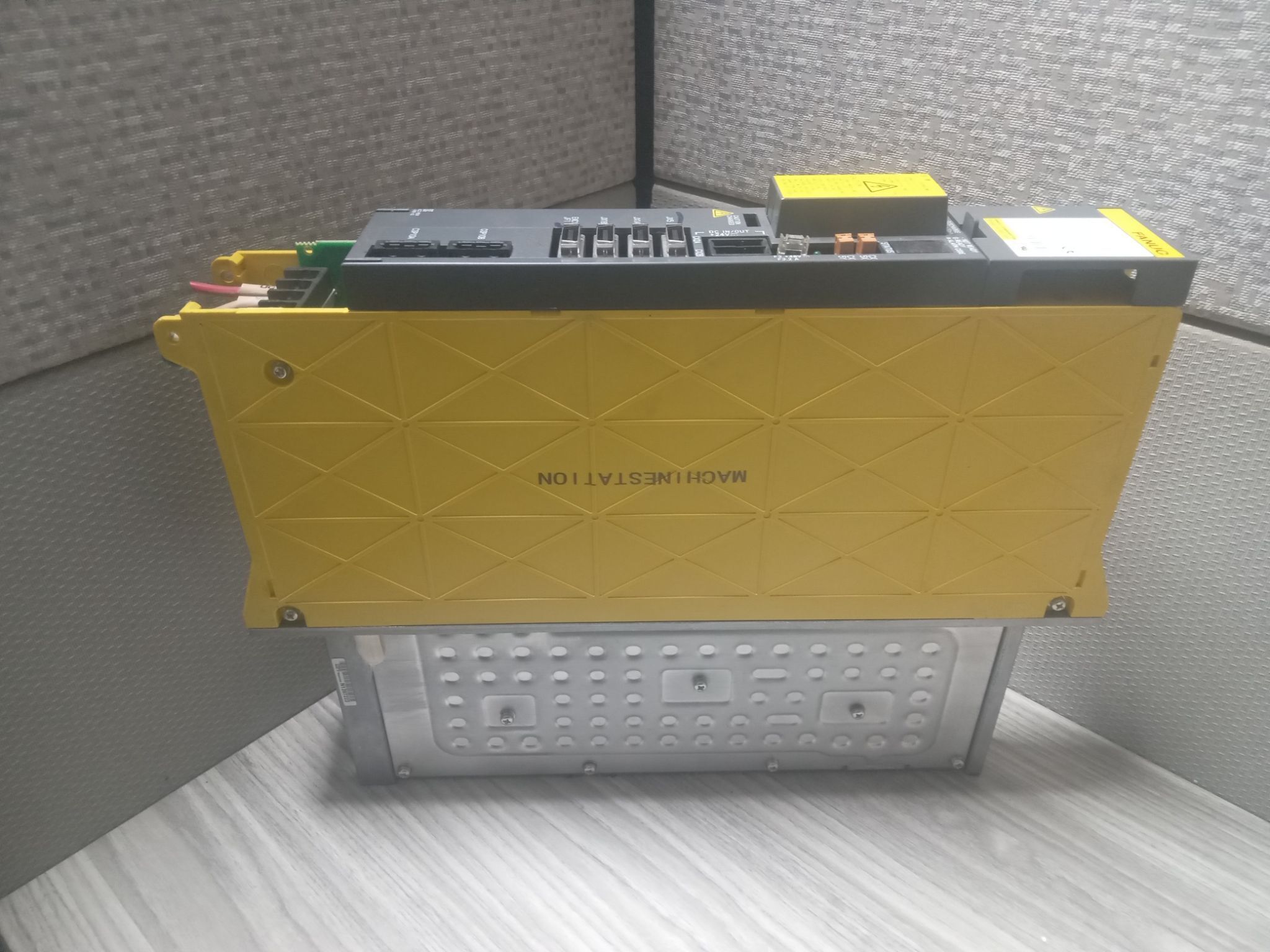 FANUC SVM1-80 A06B-6096-H105 Servo Amp Amplifier Drive Module Series G 0