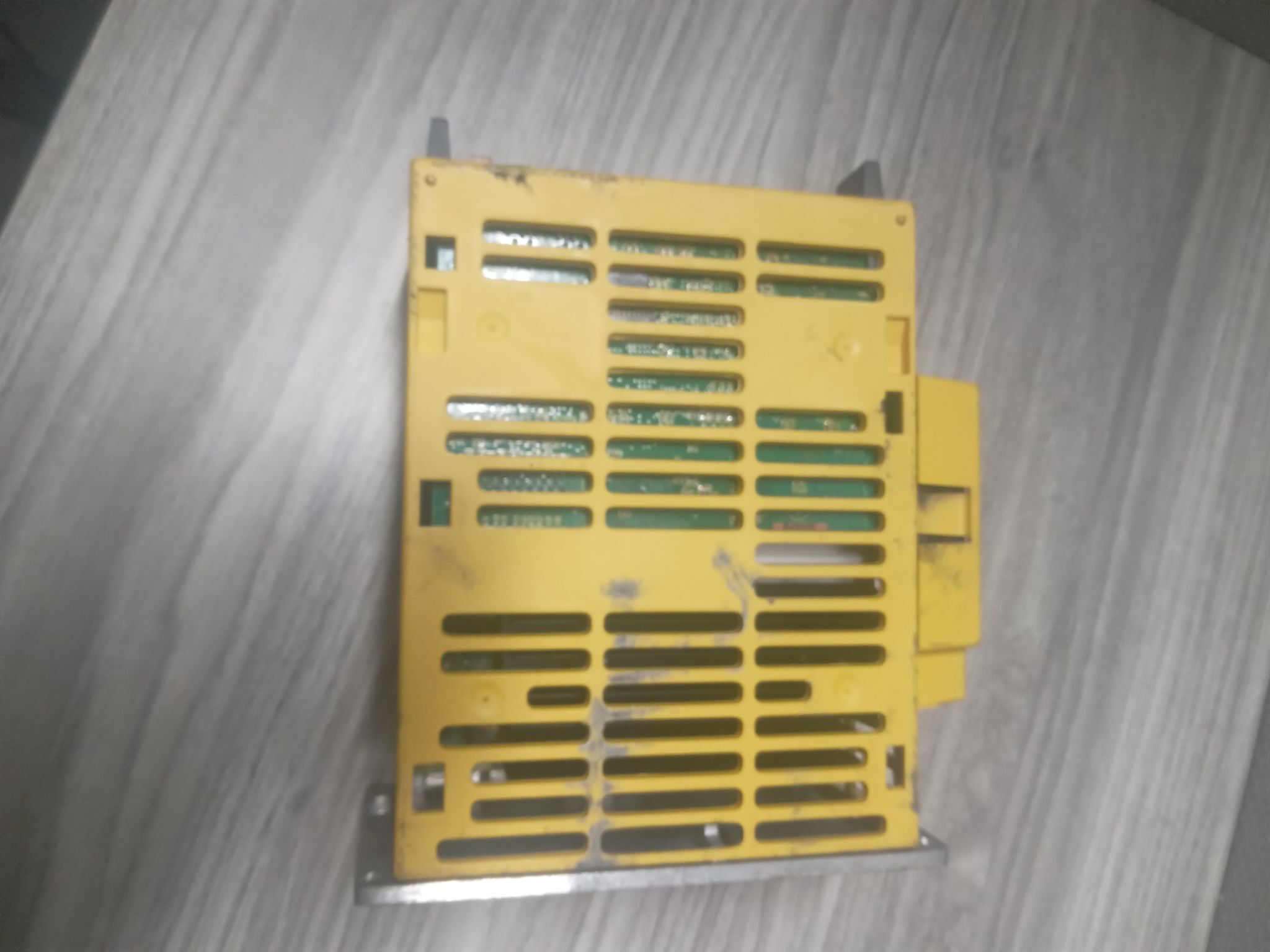 FANUC A06b-6160-H002 BETA SERVO DRIVE MDL B-iSV20-B Amp Amplifier 1