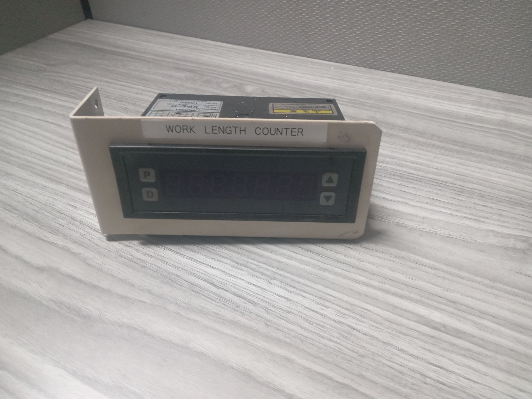 Mutoh DIGICOLLAR Model: KPS-P Digital Read Out Display 0