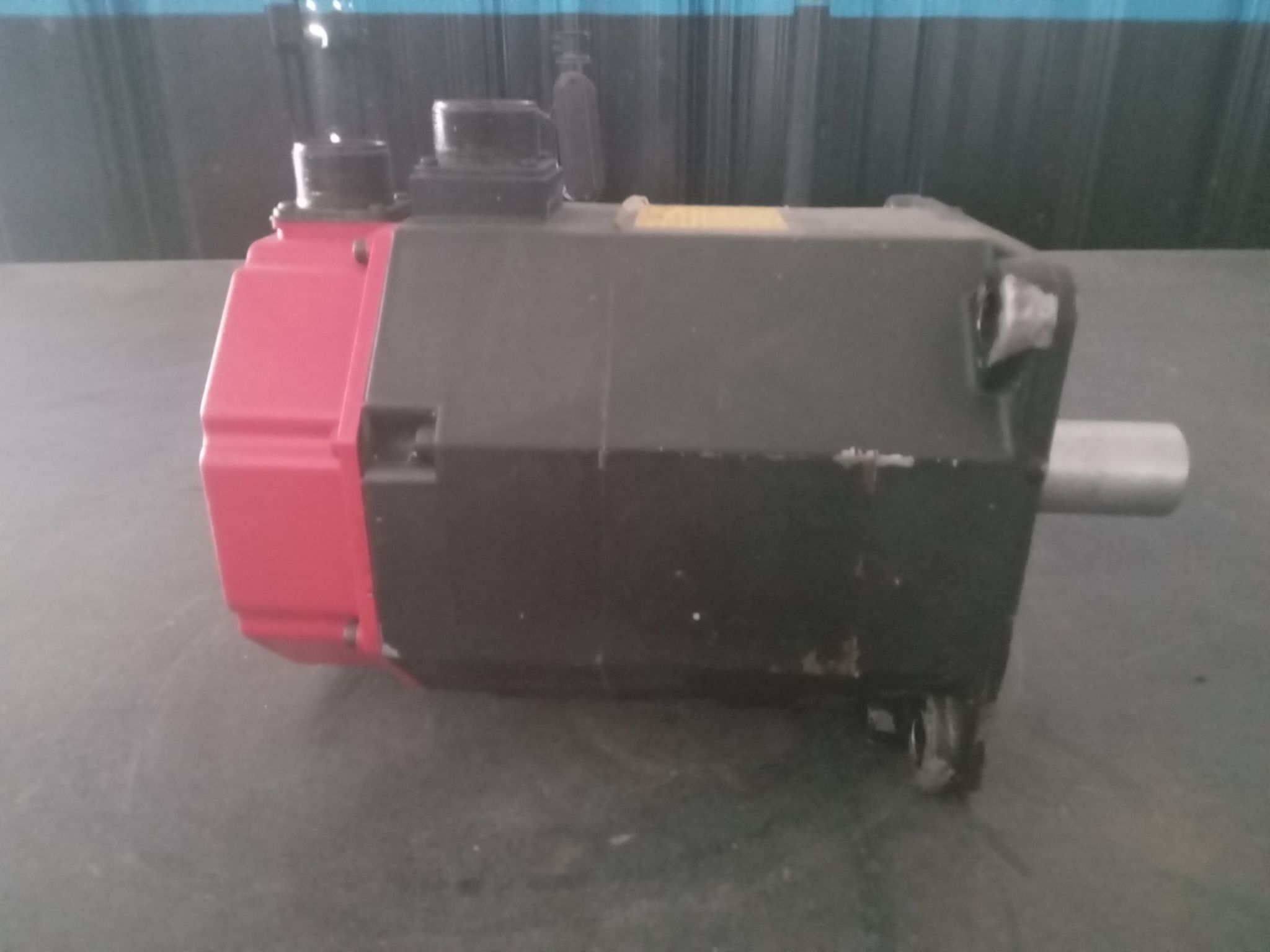 FANUC A06B-0142-B077 α12/2000 AC SERVO MOTOR B-651142E a12/2000 5