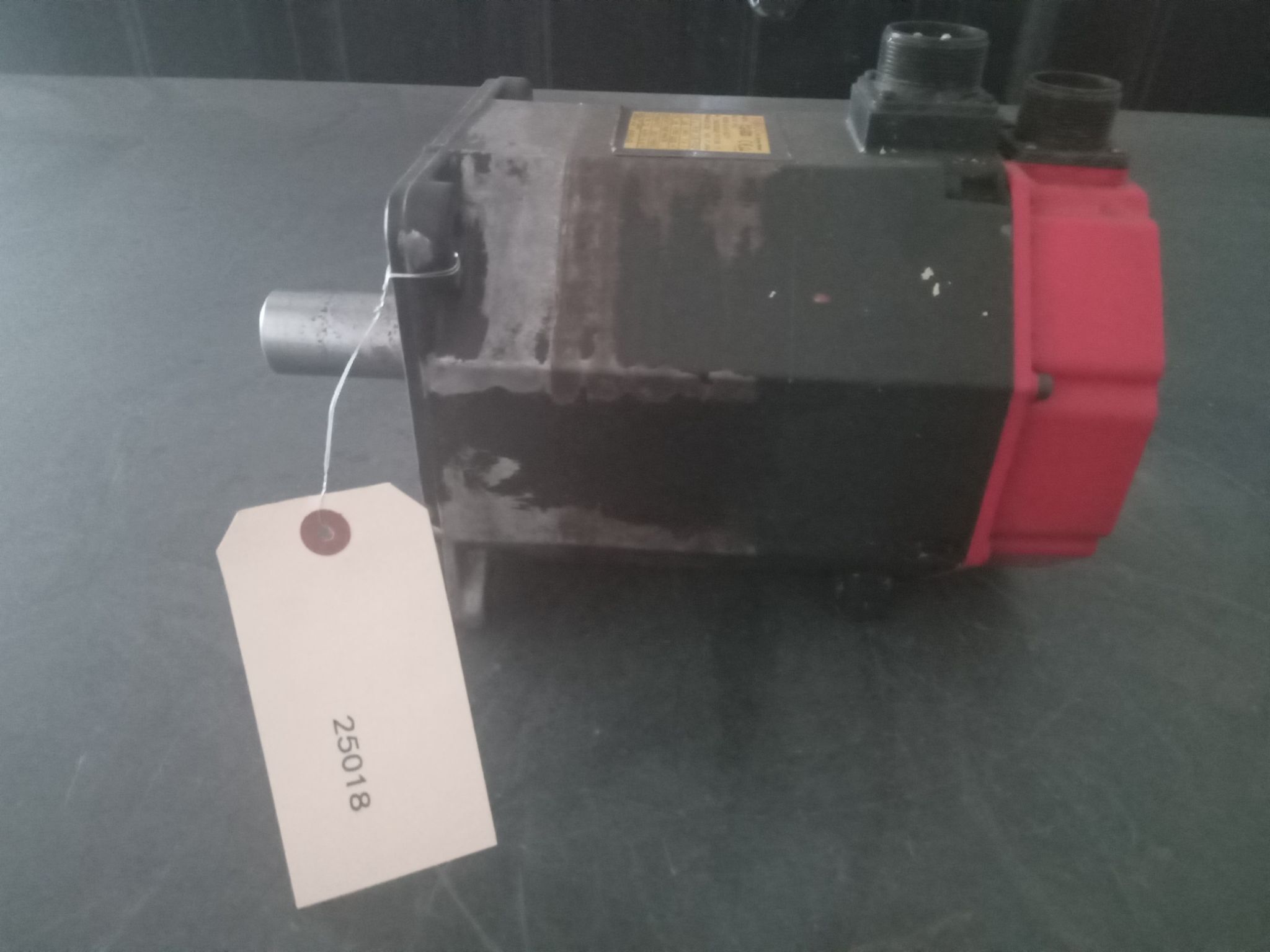 FANUC A06B-0142-B077 α12/2000 AC SERVO MOTOR B-65142E 0