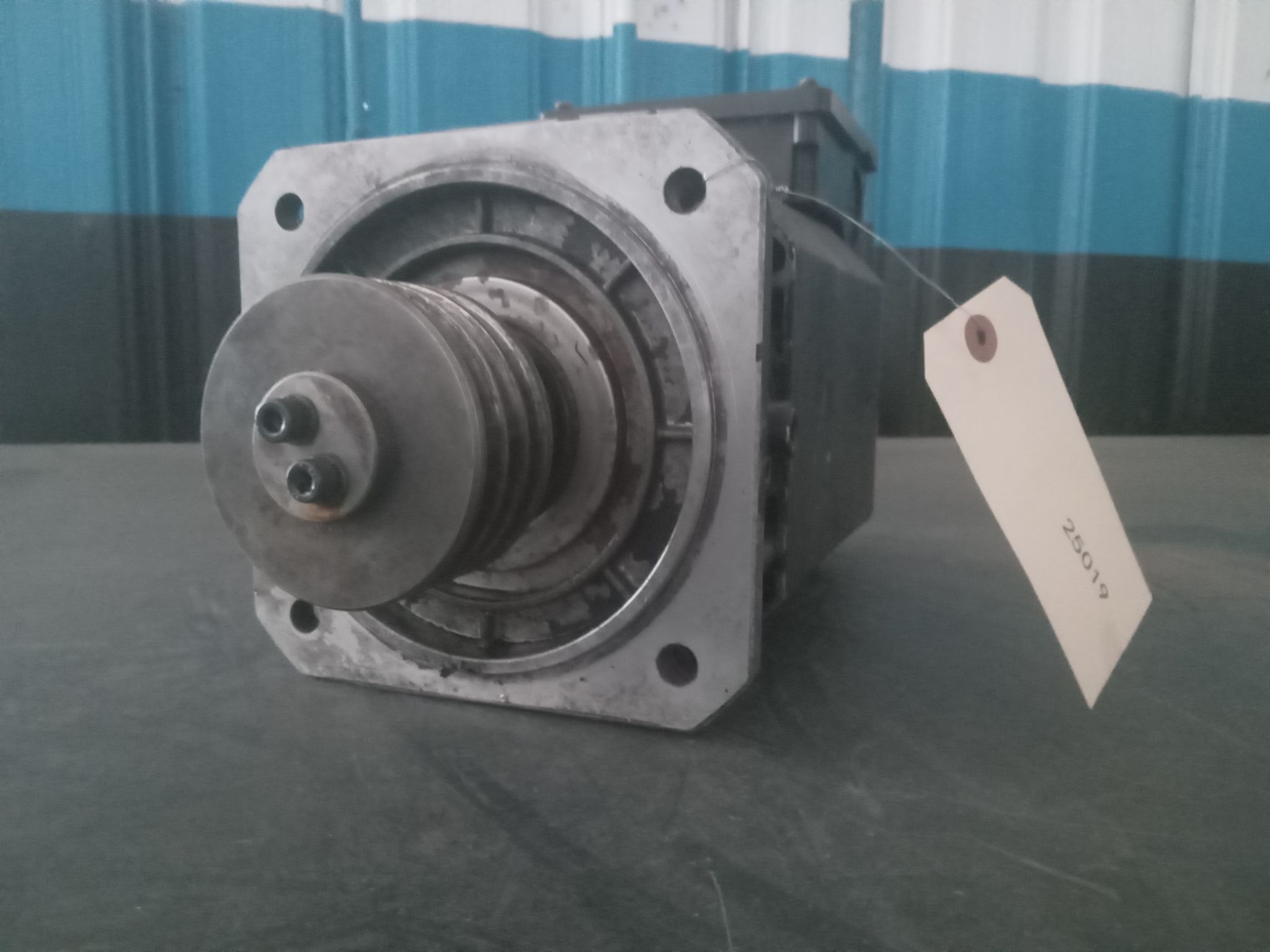 FANUC AC SPINDLE MOTOR αC2 A06B-0842-B100 B-65152E 2