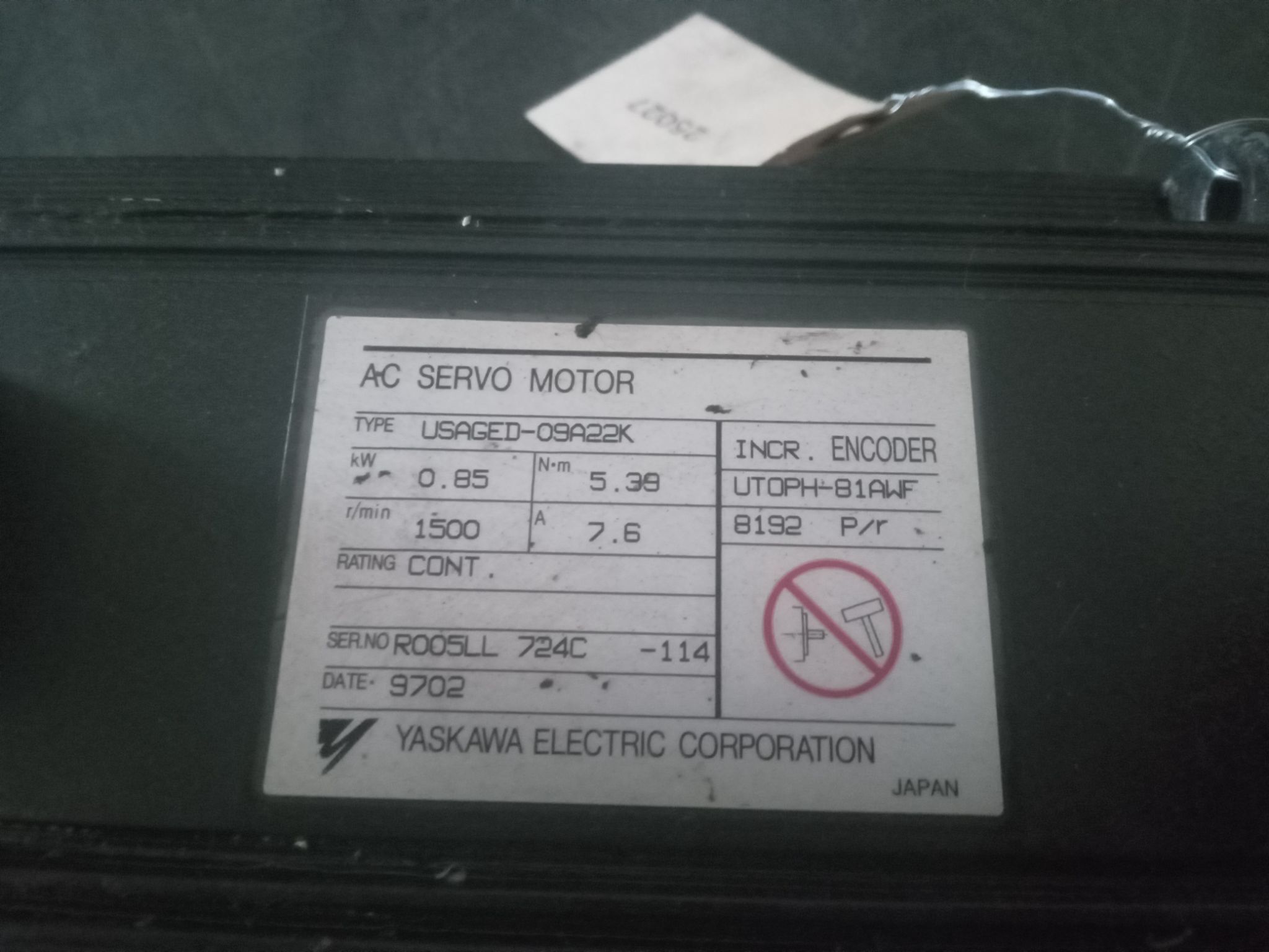 YASKAWA USAGED-09A22K AC SERVO MOTOR INCLUDING ENCODER UTOPH-B1AWF 2