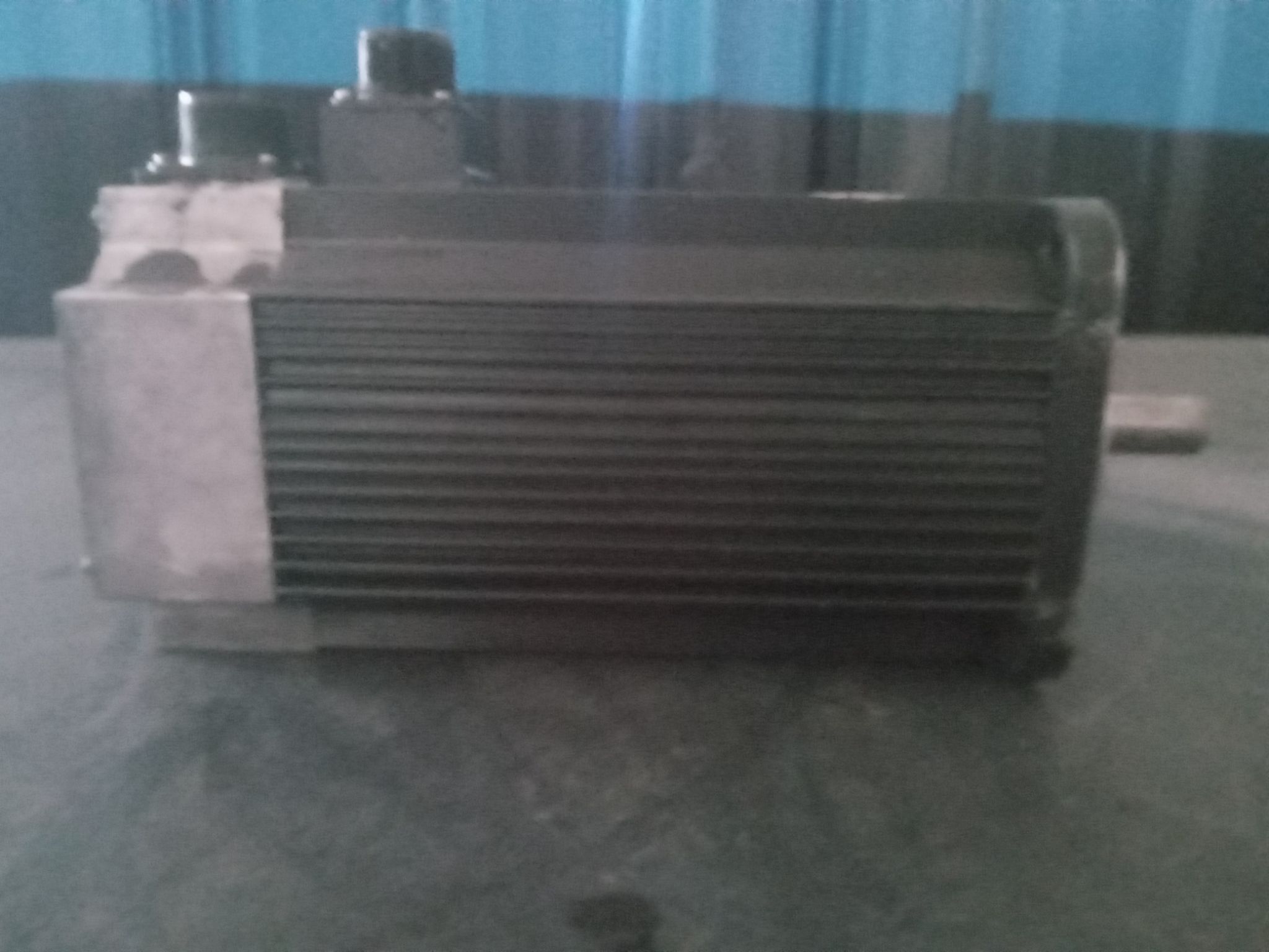 YASKAWA USAGED-09A22K AC SERVO MOTOR INCLUDING ENCODER UTOPH-B1AWF 4
