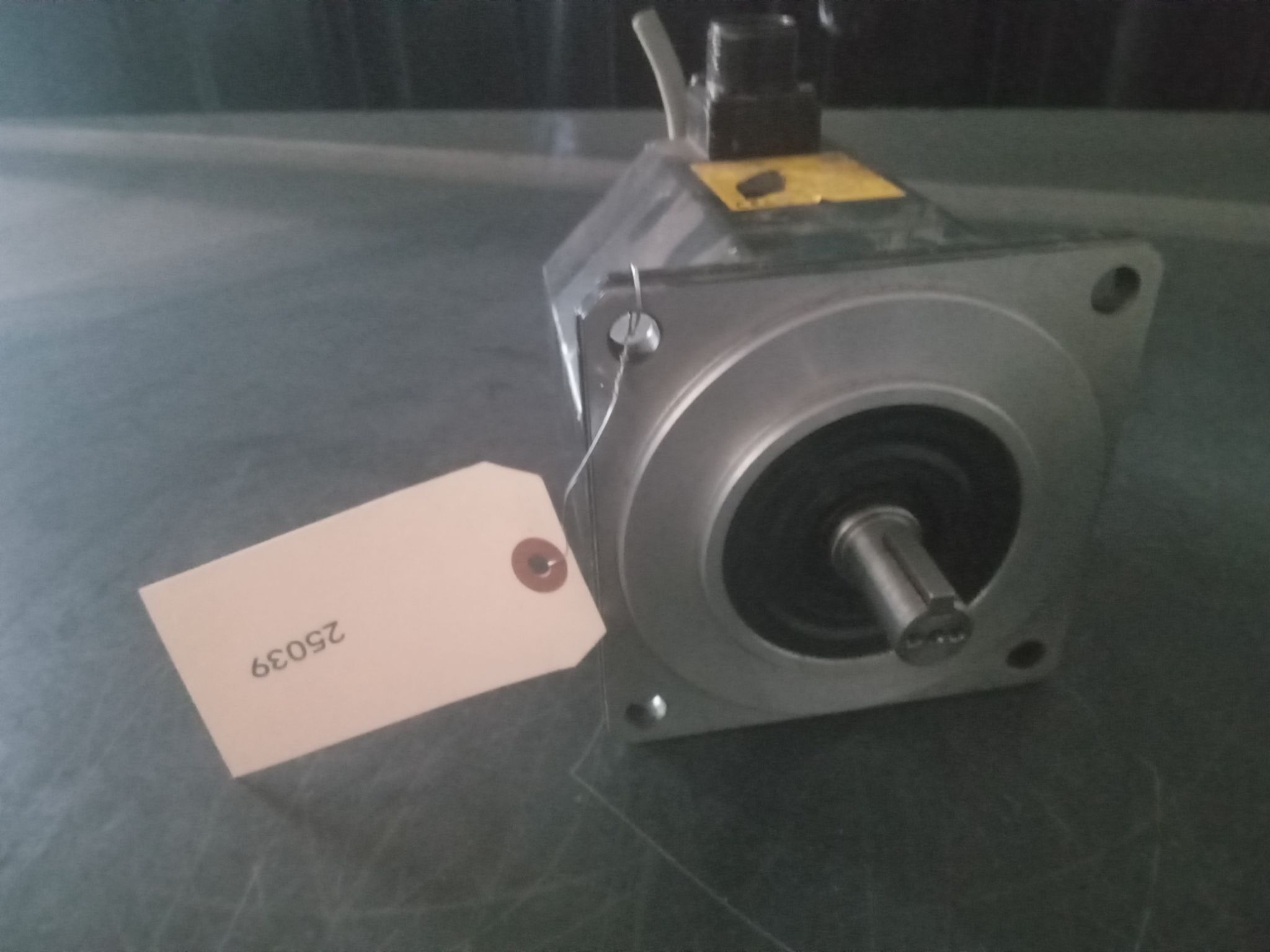 FANUC A06B-0034-B075#0008 B 6/2000 MANUAL NO B-65232 2
