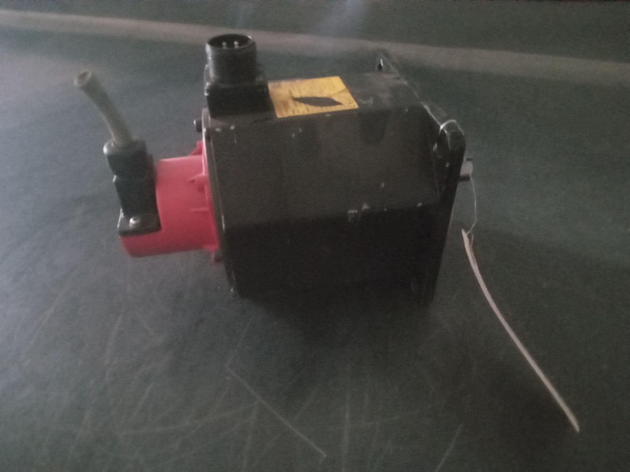 FANUC A06B-0034-B075#0008 B 6/2000 MANUAL NO B-65232 4