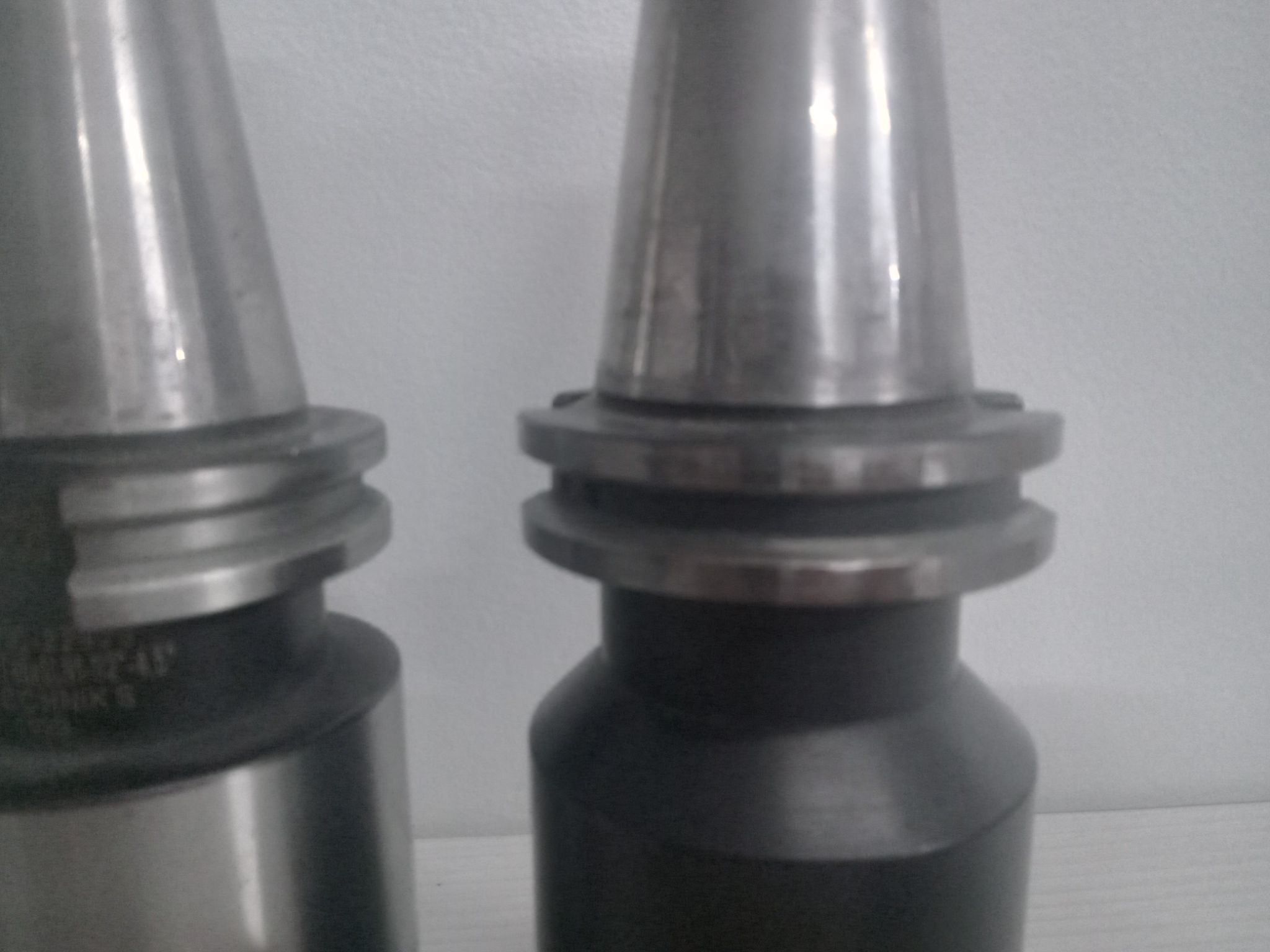 2x 1.5" Side lock Weldon Flat Tool Holders YG-1 and SYIC 1-1/2" Solid Holders 2