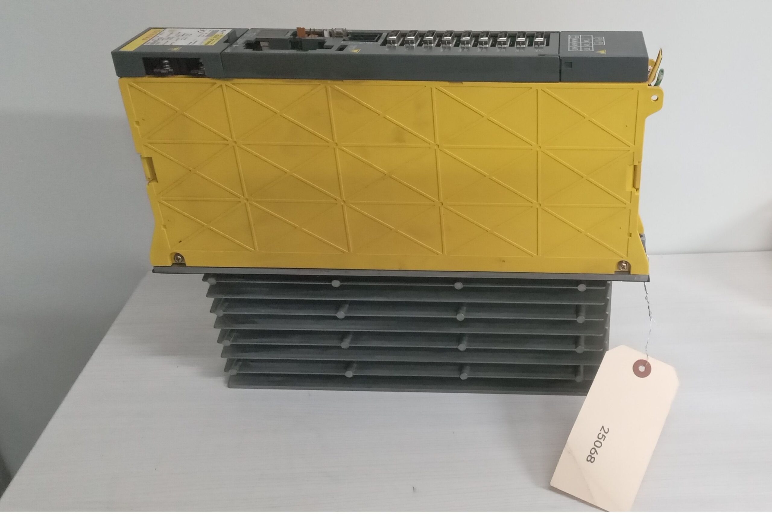 FANUC A06B-6079-H206 SERVO AMP AMPLIFIER MODULE DRIVE SERIES C 0