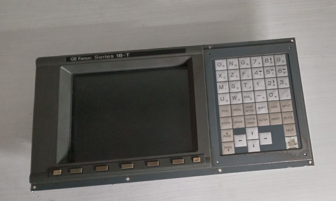 GE FANUC SERIES 18-T LCD/MDI UNIT A02B-0120-C066/TAR N 00179 A20B-1004-0640 9