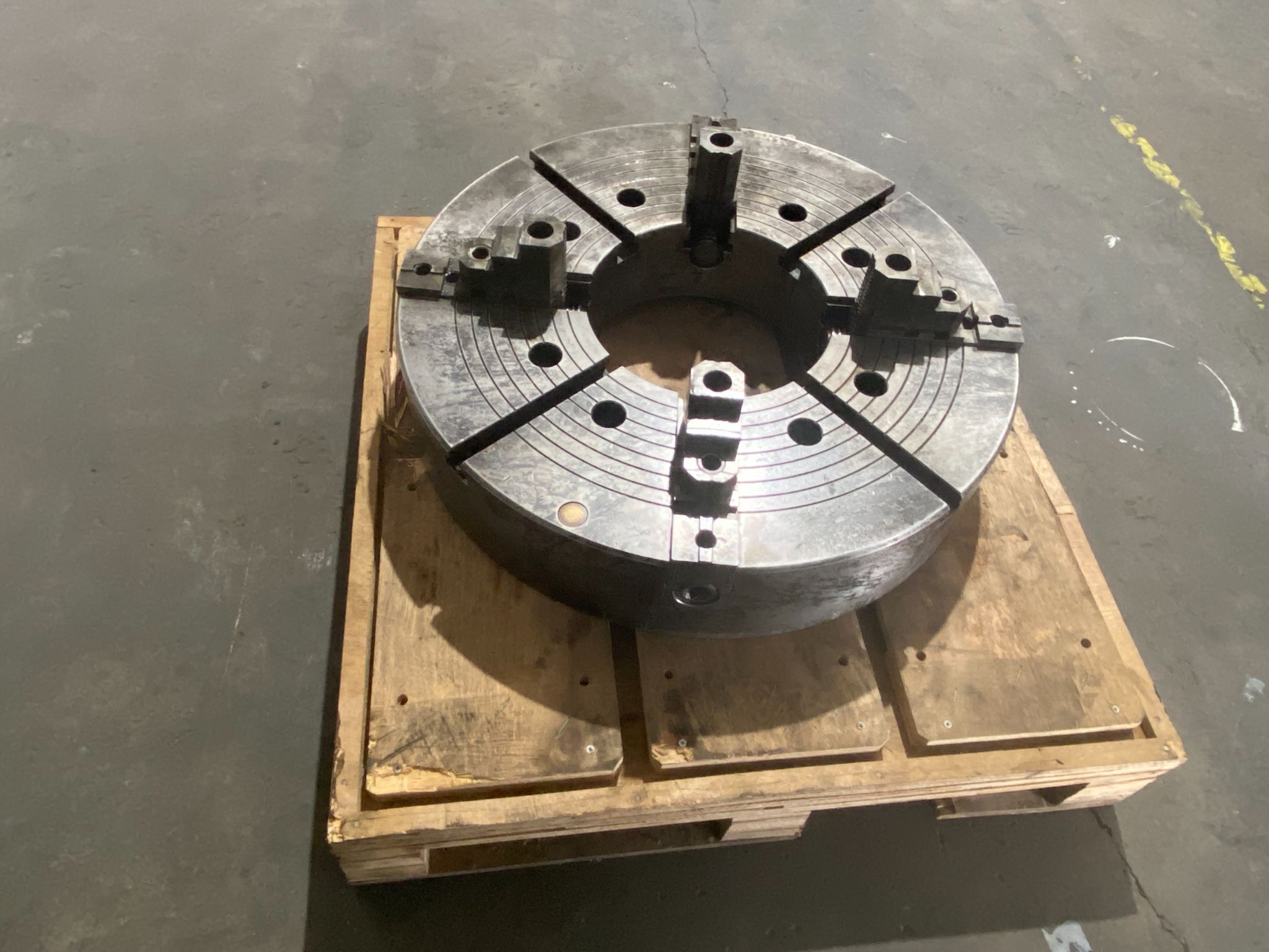 Bison 4317-32-20-12.5-HD Lathe Chuck 12.5 Through Hole 32" Diameter 4