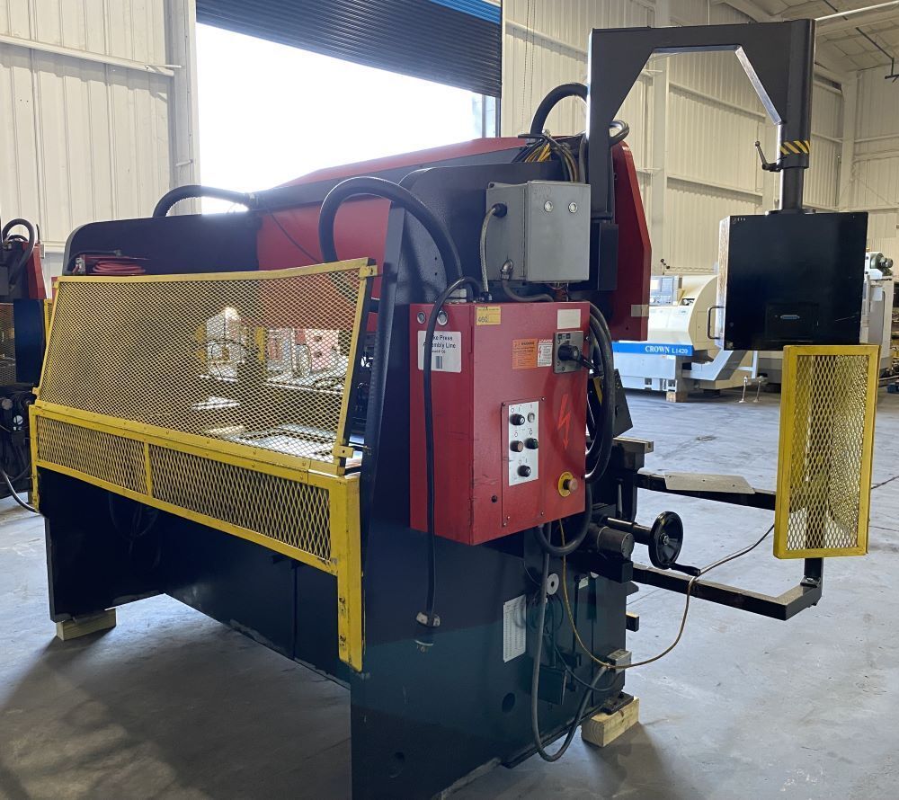Amada RG-80 CNC Press Brake 8