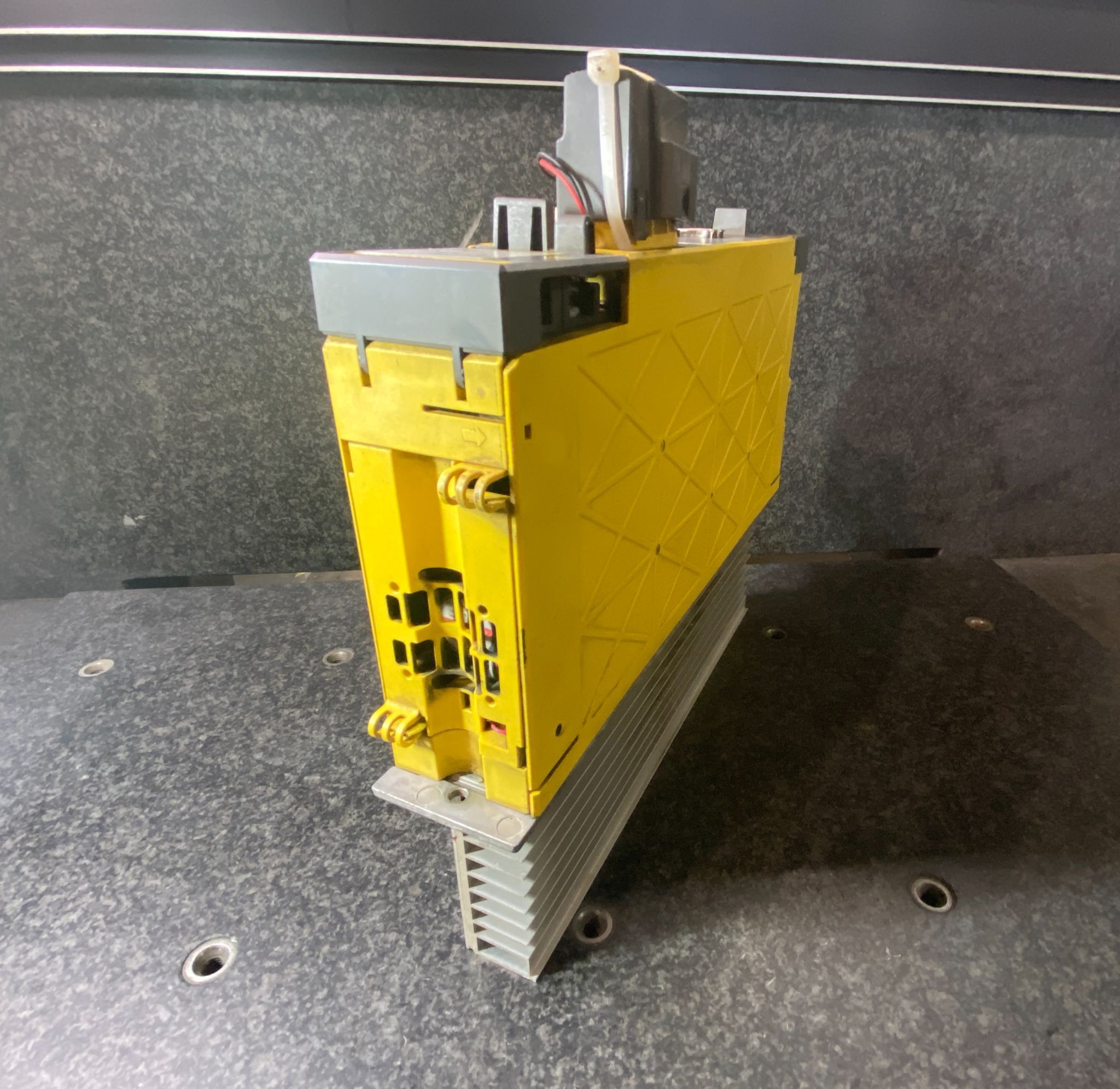 FANUC A06B-6114-H105 Module Series D Servo Amp Amplifier 0