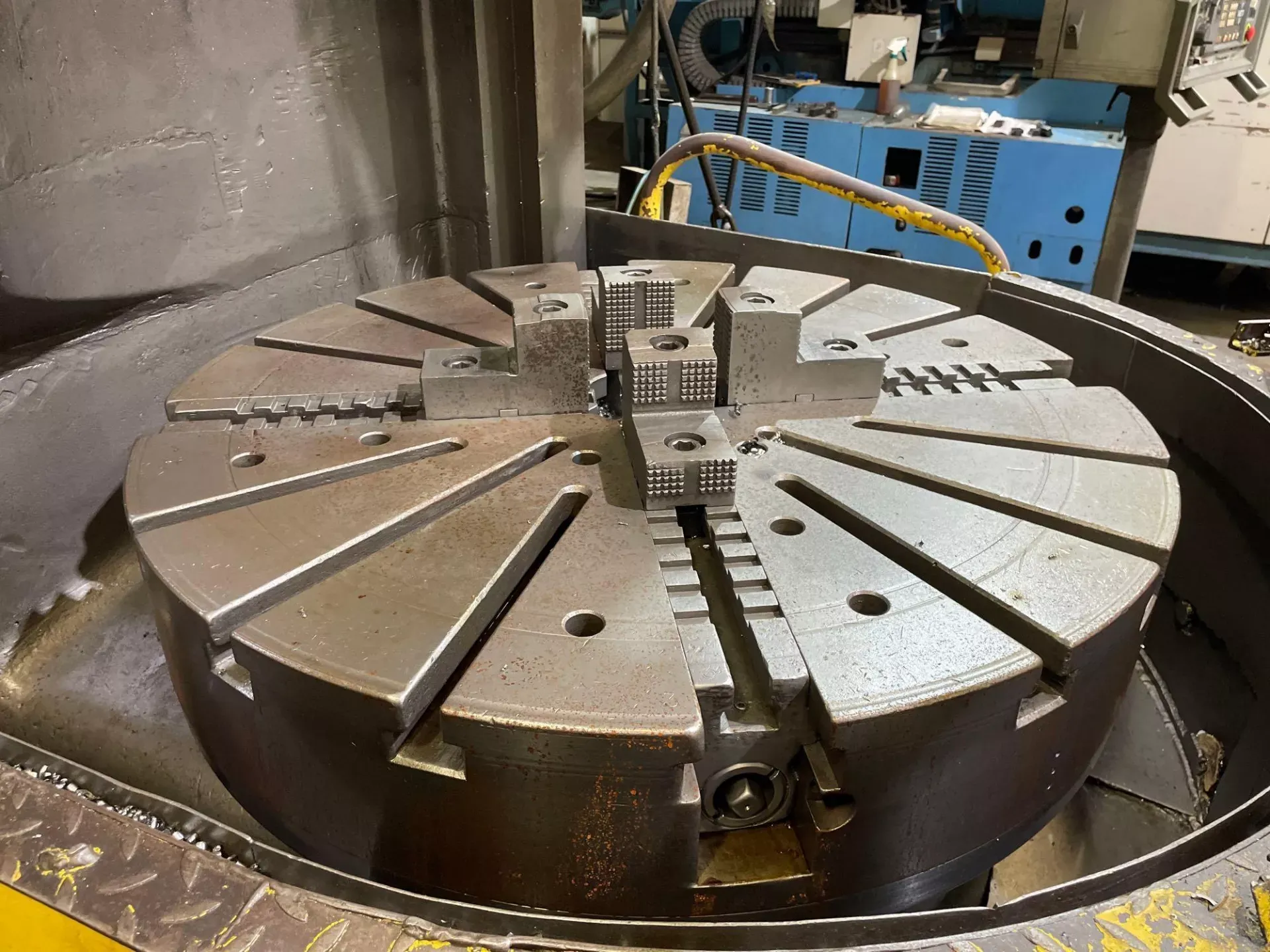 Bullard 36" Dyn-Au-Tape 42" Chuck 72" High Column CNC Vertical Boring Mill - VTL 6