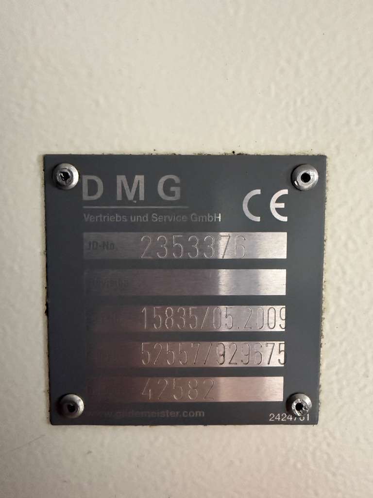 DMG DMU 80P duoBLOCK 5 Axis CNC Universal Machining Center - 18,000 RPM Mill 32